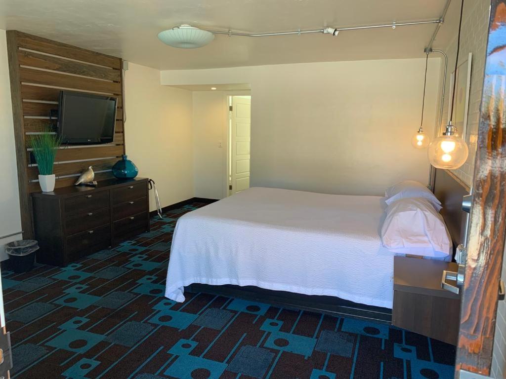 The Sands Motel