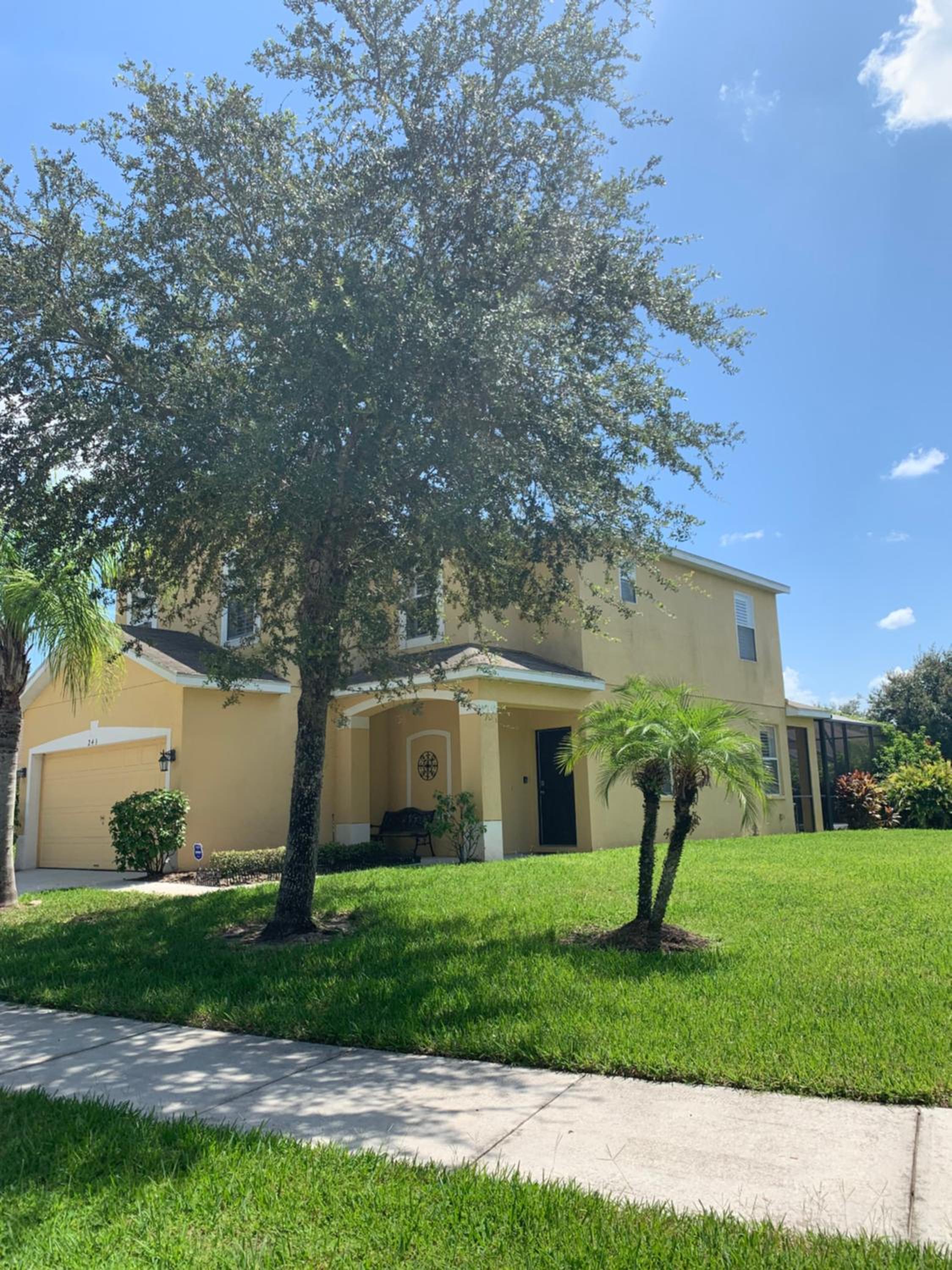 Hotel Amazing Pool home near the Magic of Disney - Image 1