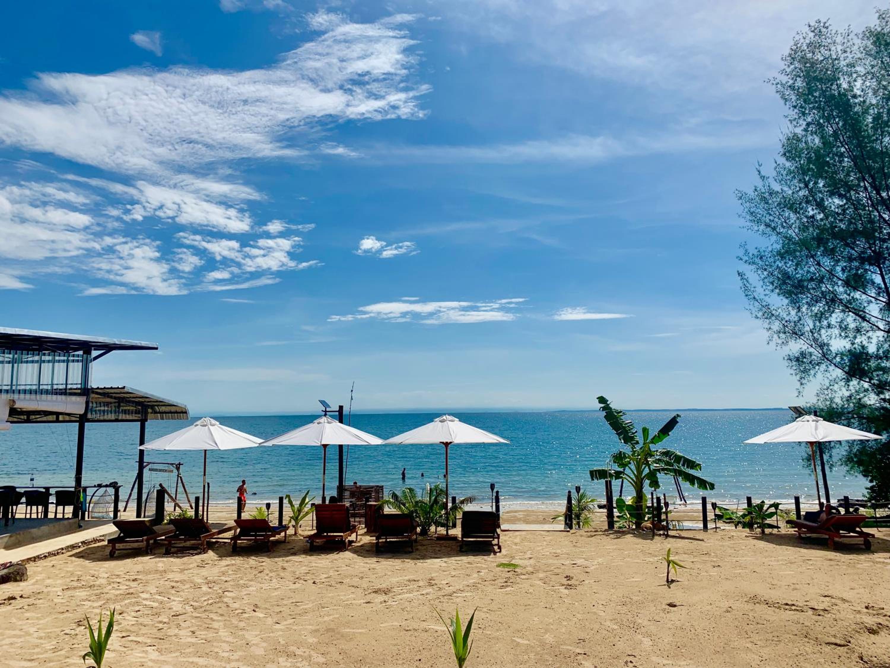 Naroth Beach Bungalow