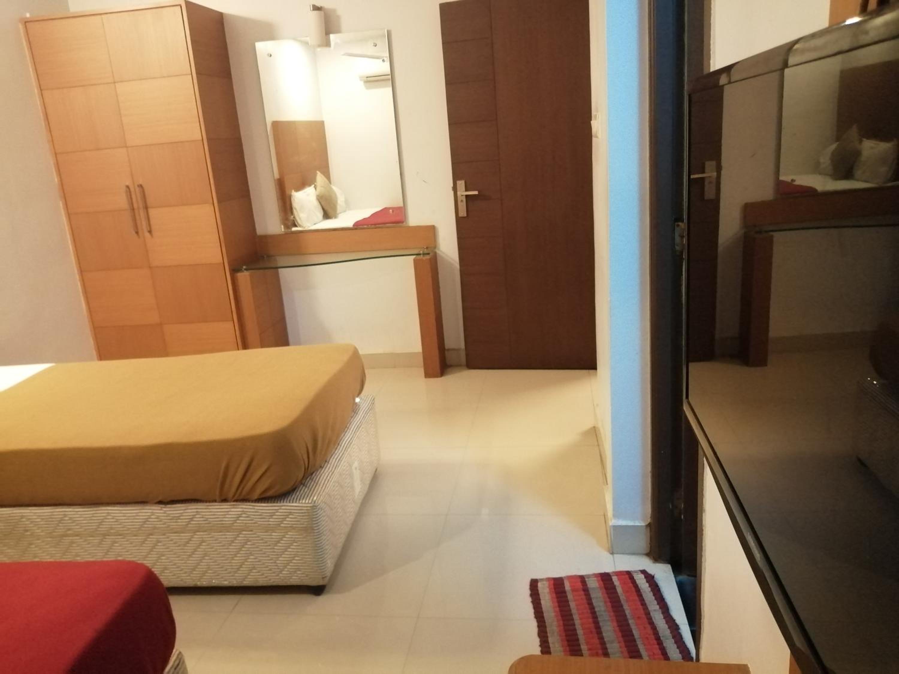 hotel room