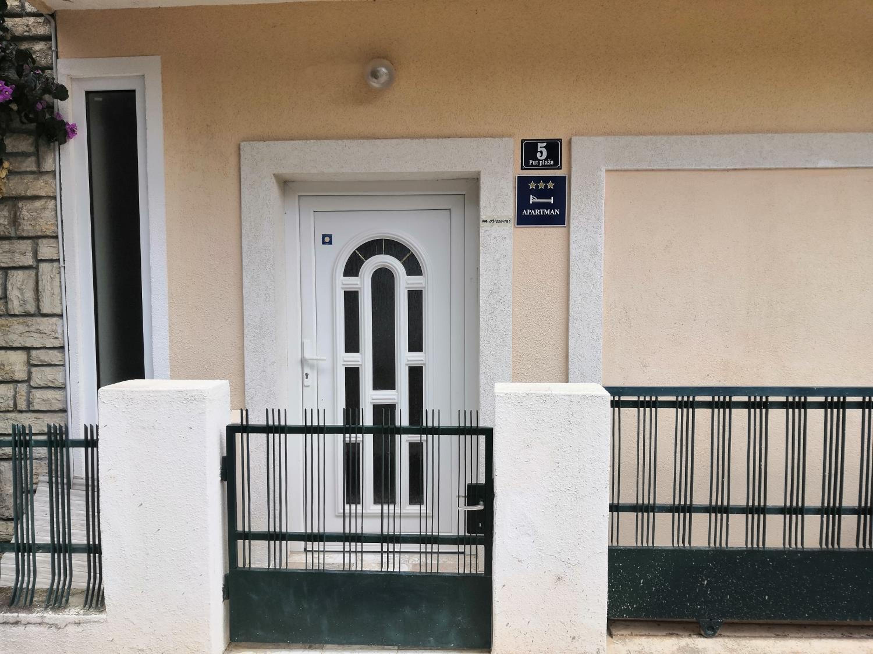 Apartments Brlečić view 5