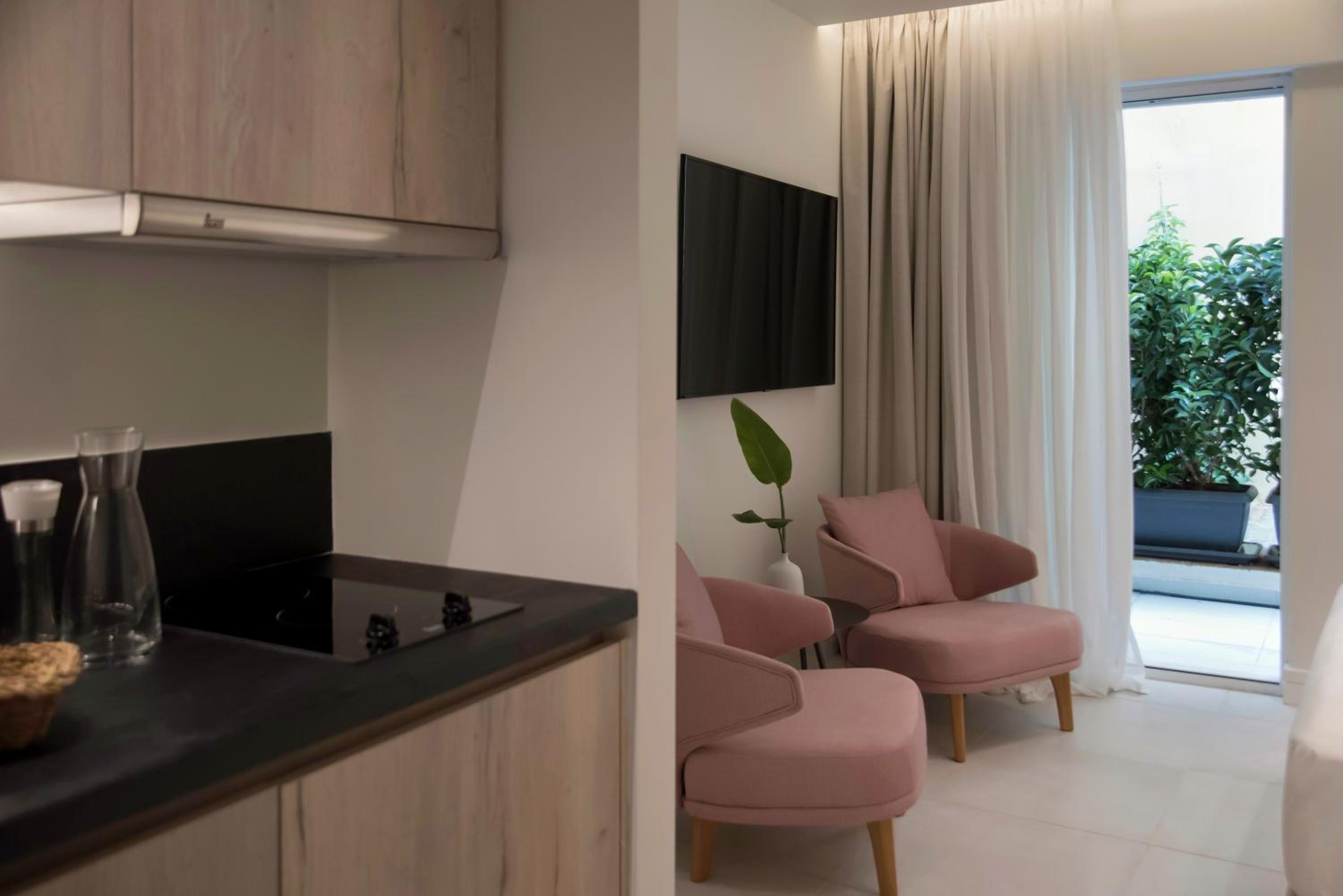 Glyfada South42