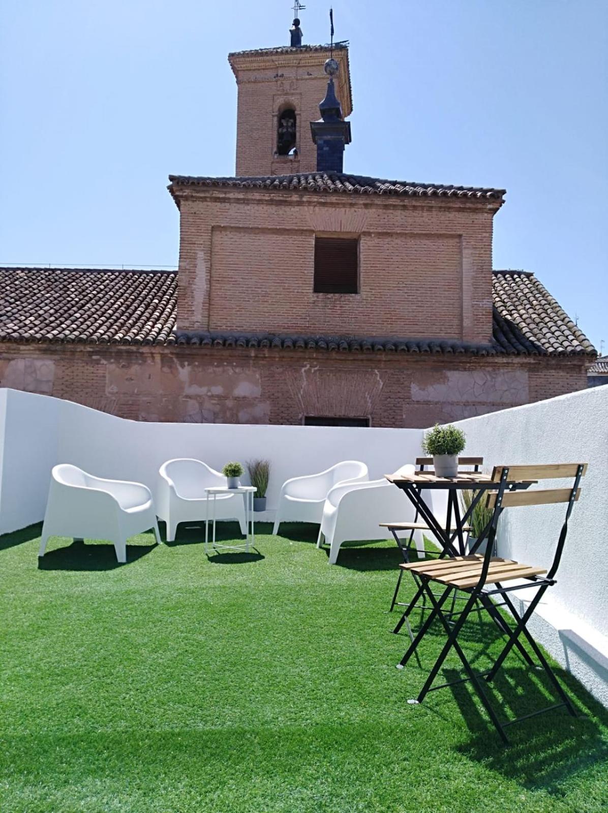 Atico San Nicolás view 3