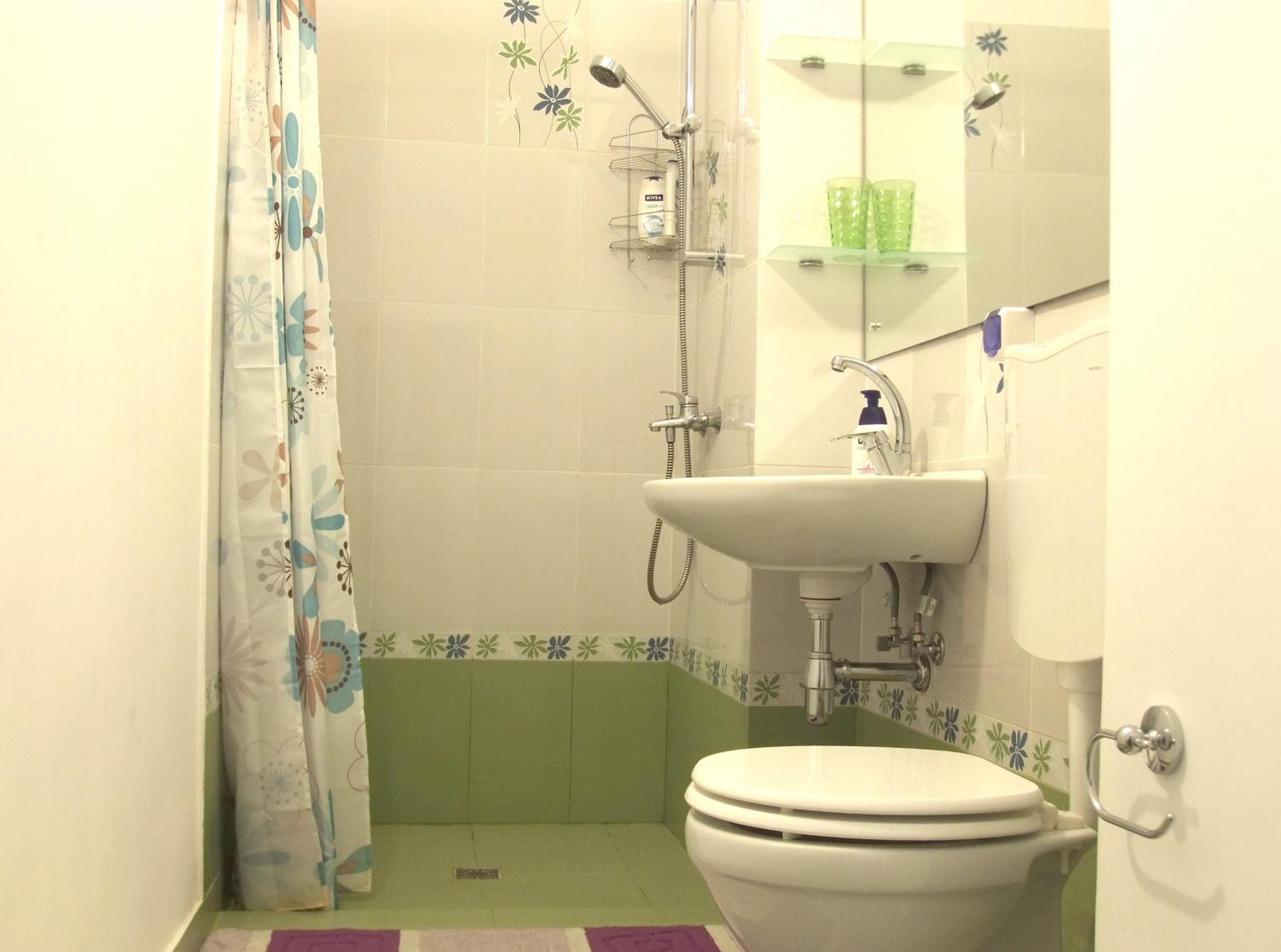 Green House Apartment