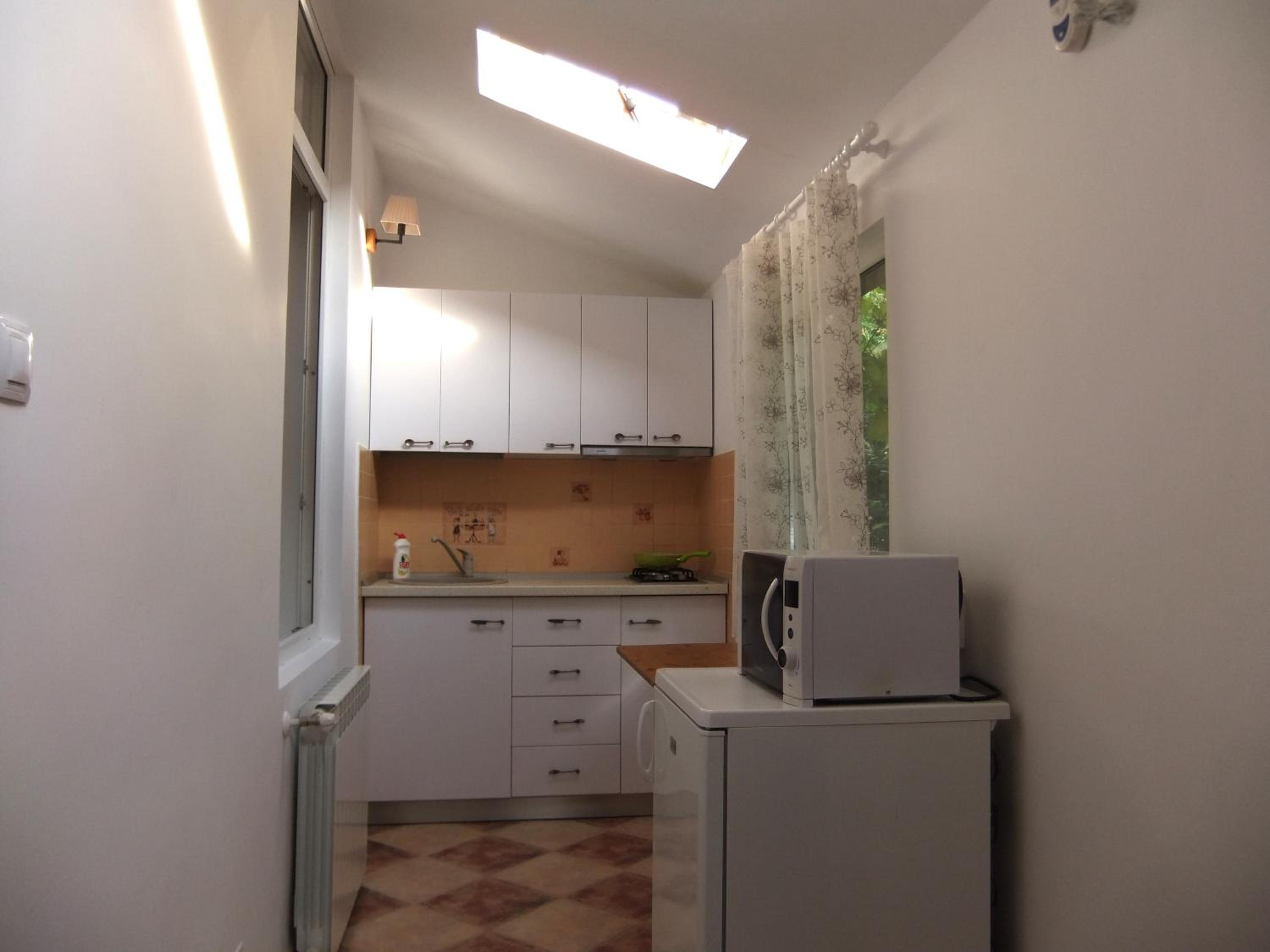 Green House Apartment