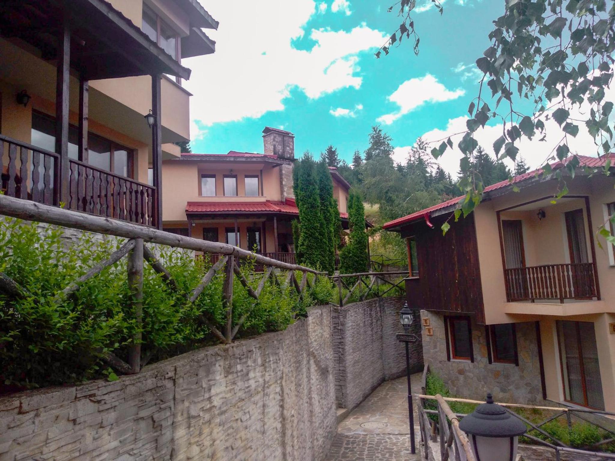 Rodopi Houses