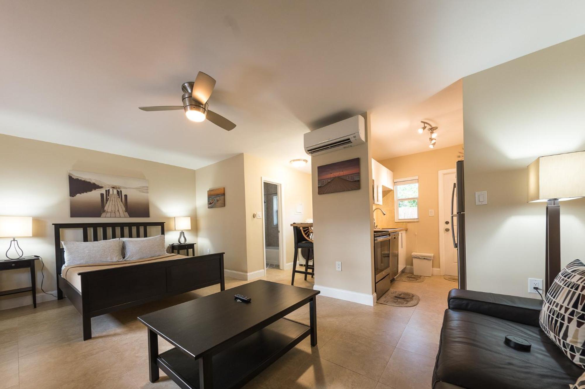 Hainsley Apartments at 1115 view 3