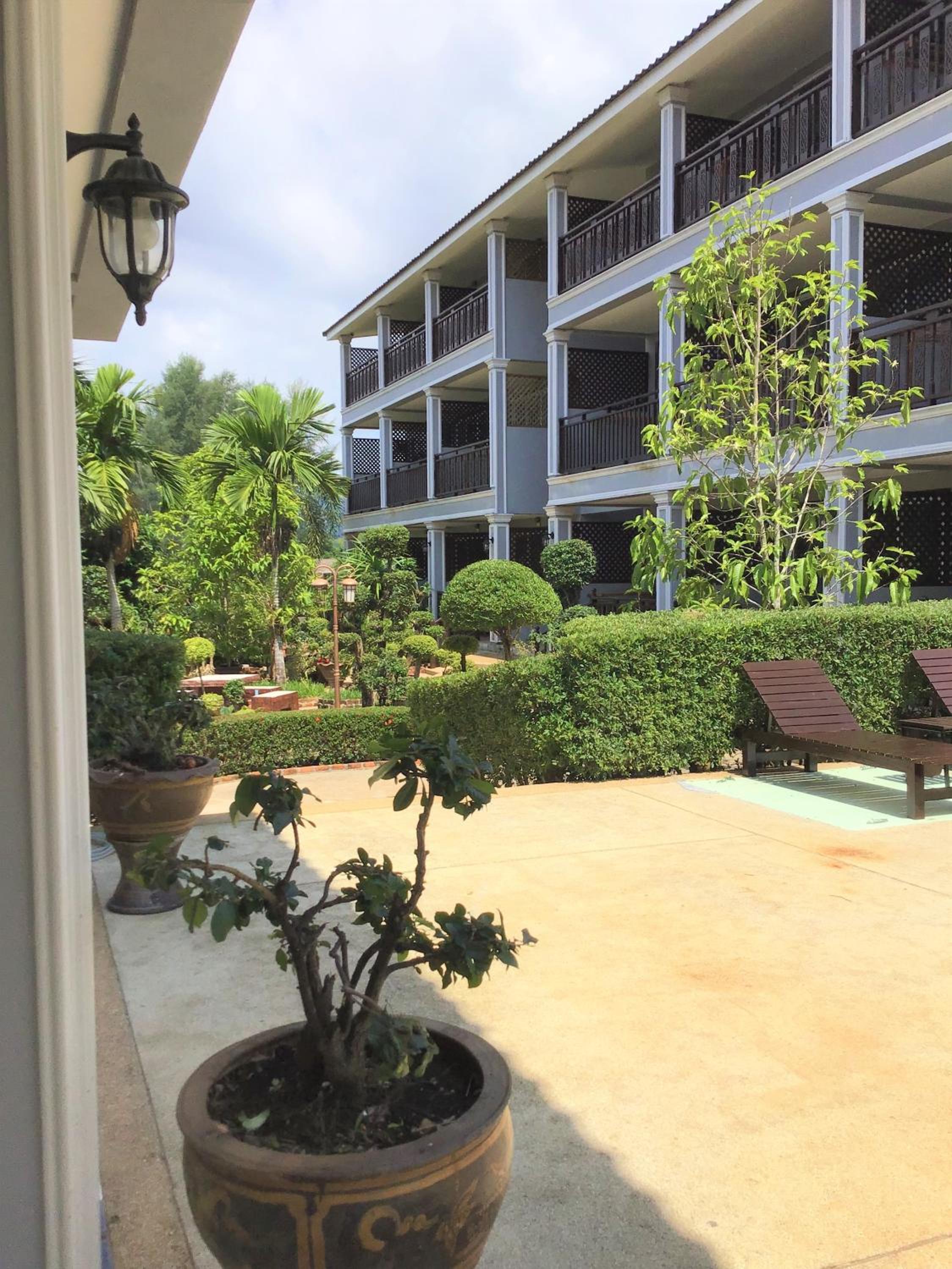 Pratum Resort