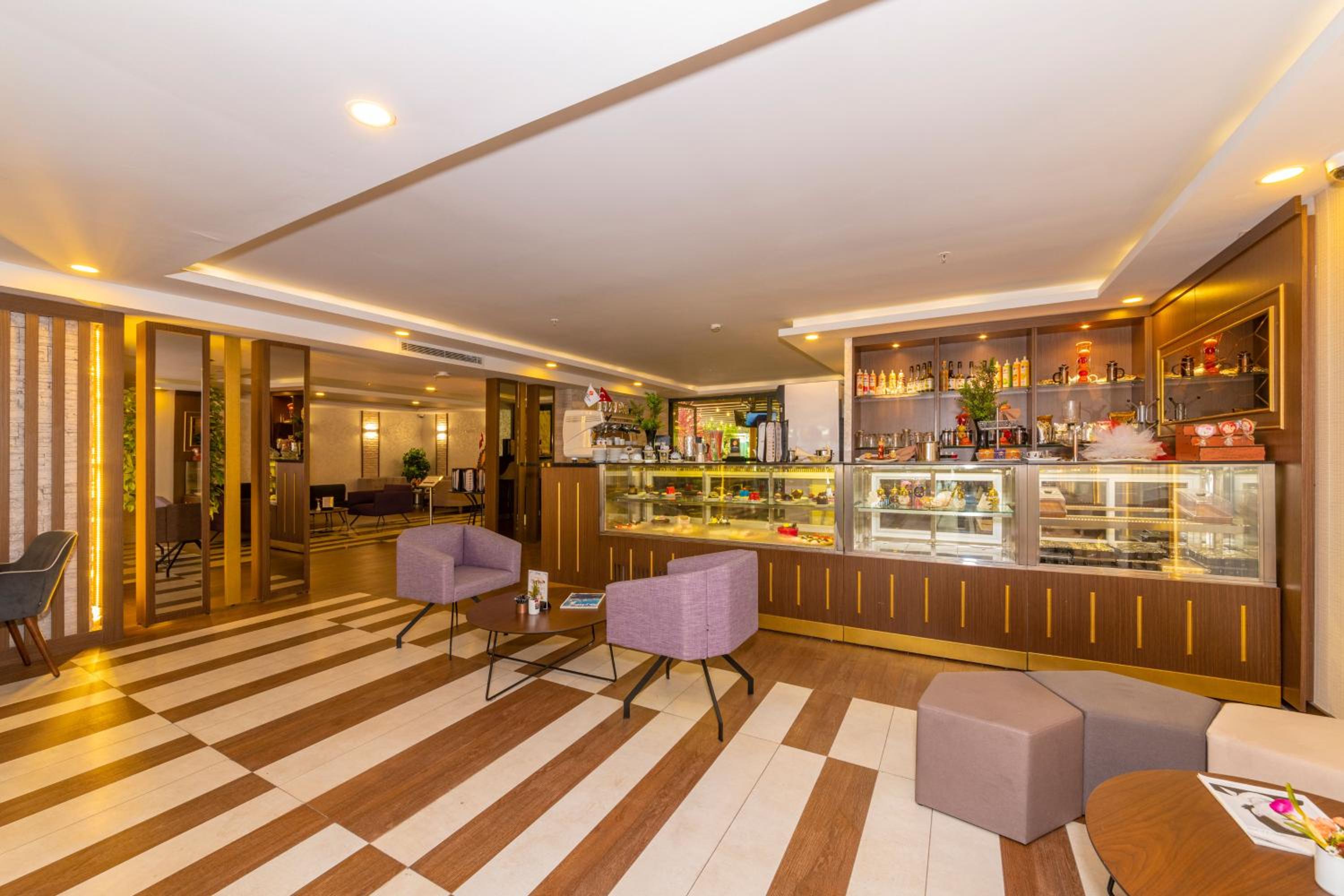 Land Park Otel - Image 9