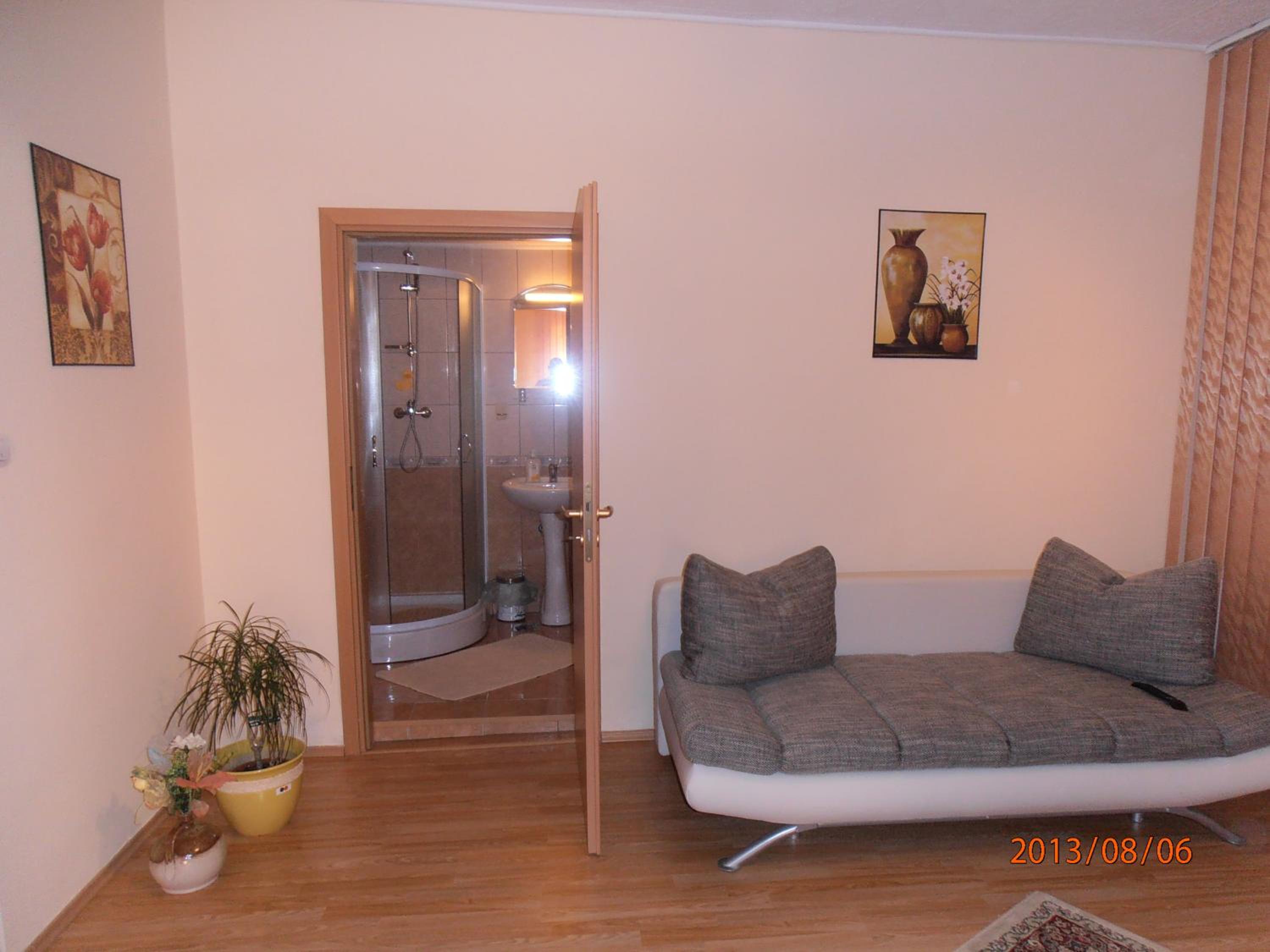 Photo 28