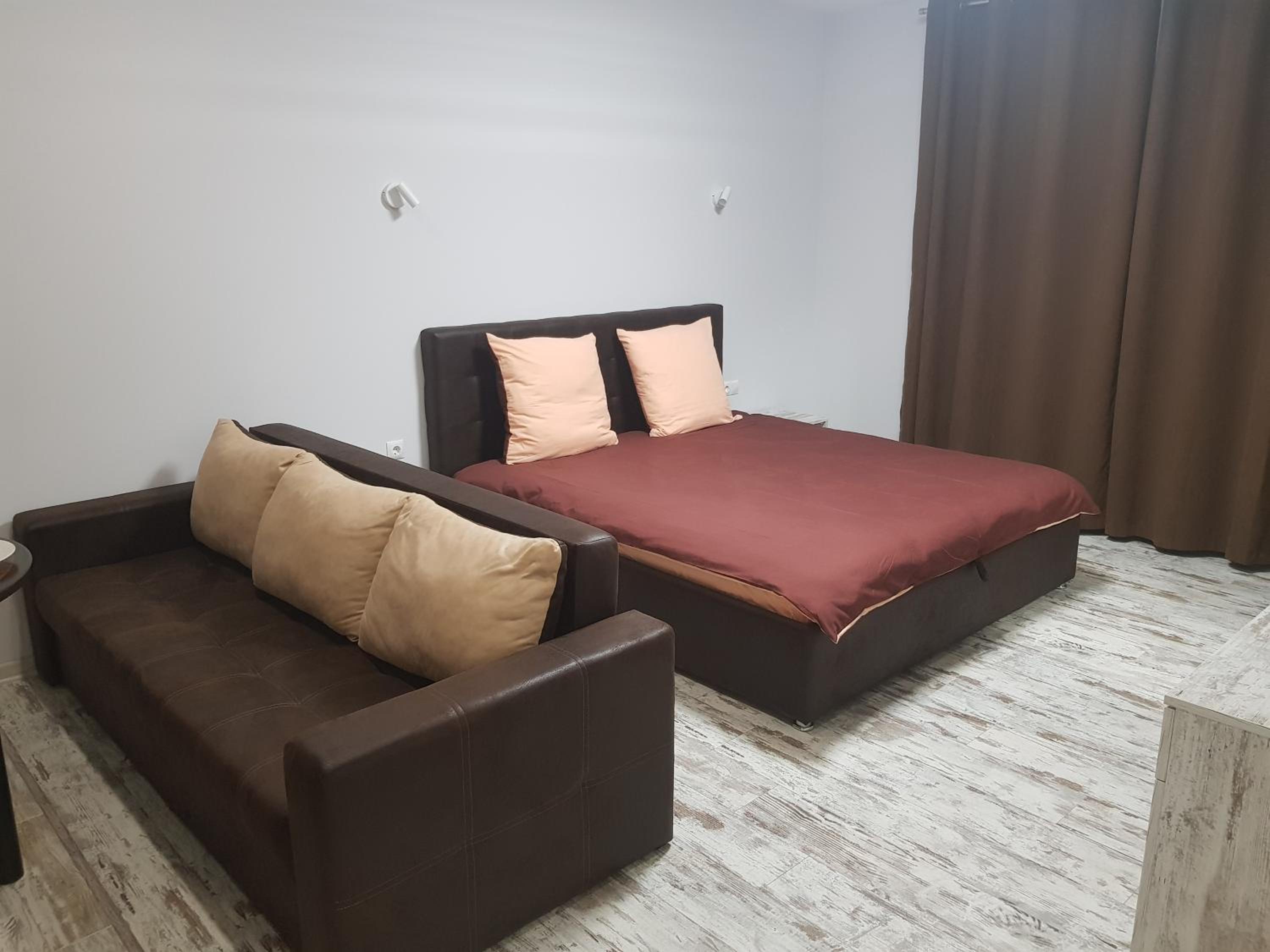 Silver Star Apartment 40m view 3