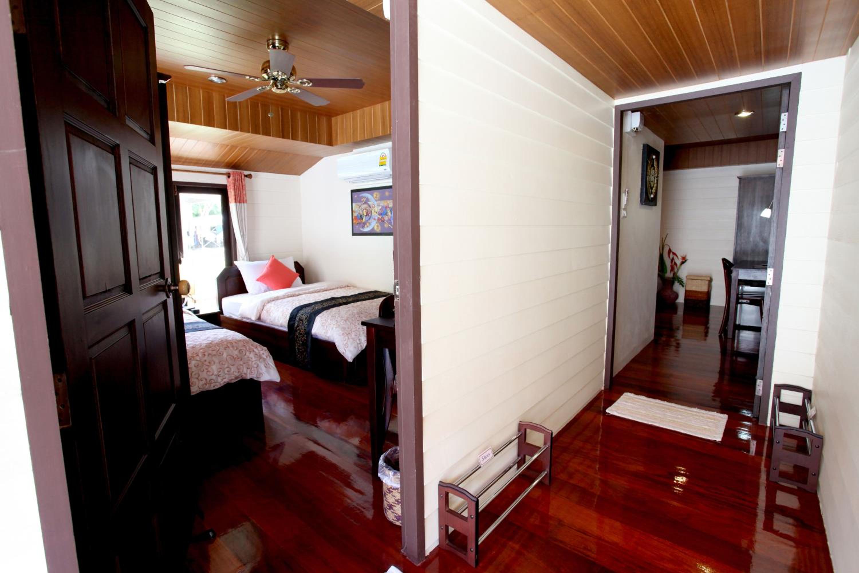 Ao Nang Home Stay - Adults Only
