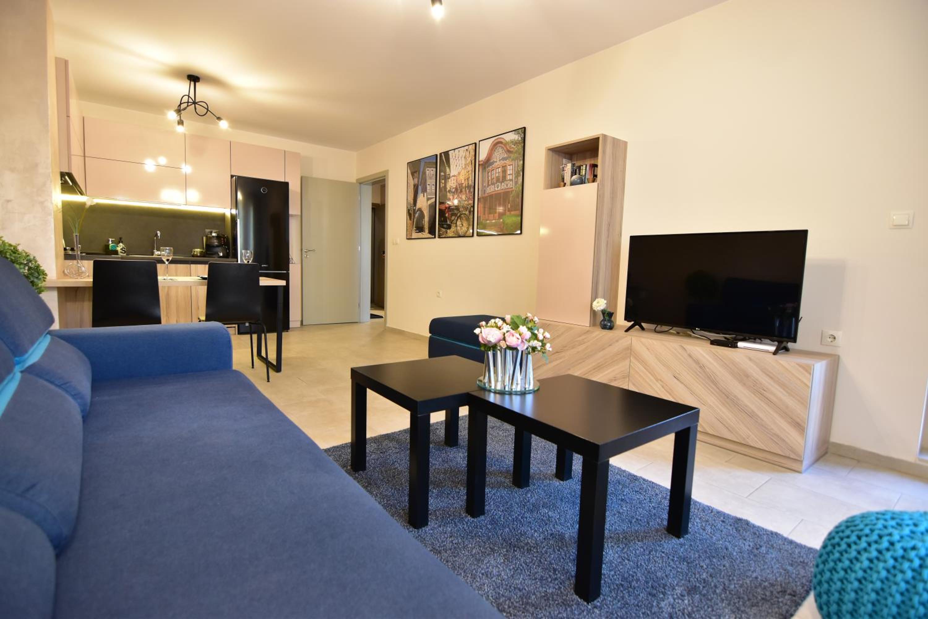Kapana Luxury City Center Apartments with Garage view 5