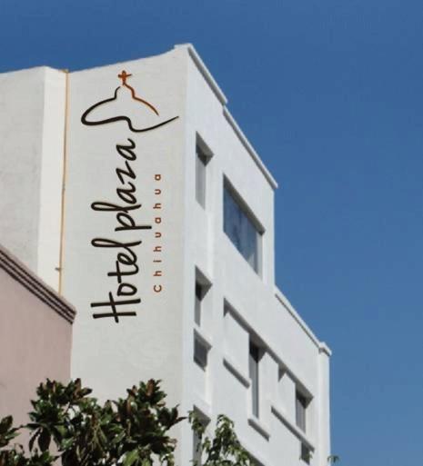 Hotel Plaza Chihuahua - Image 1