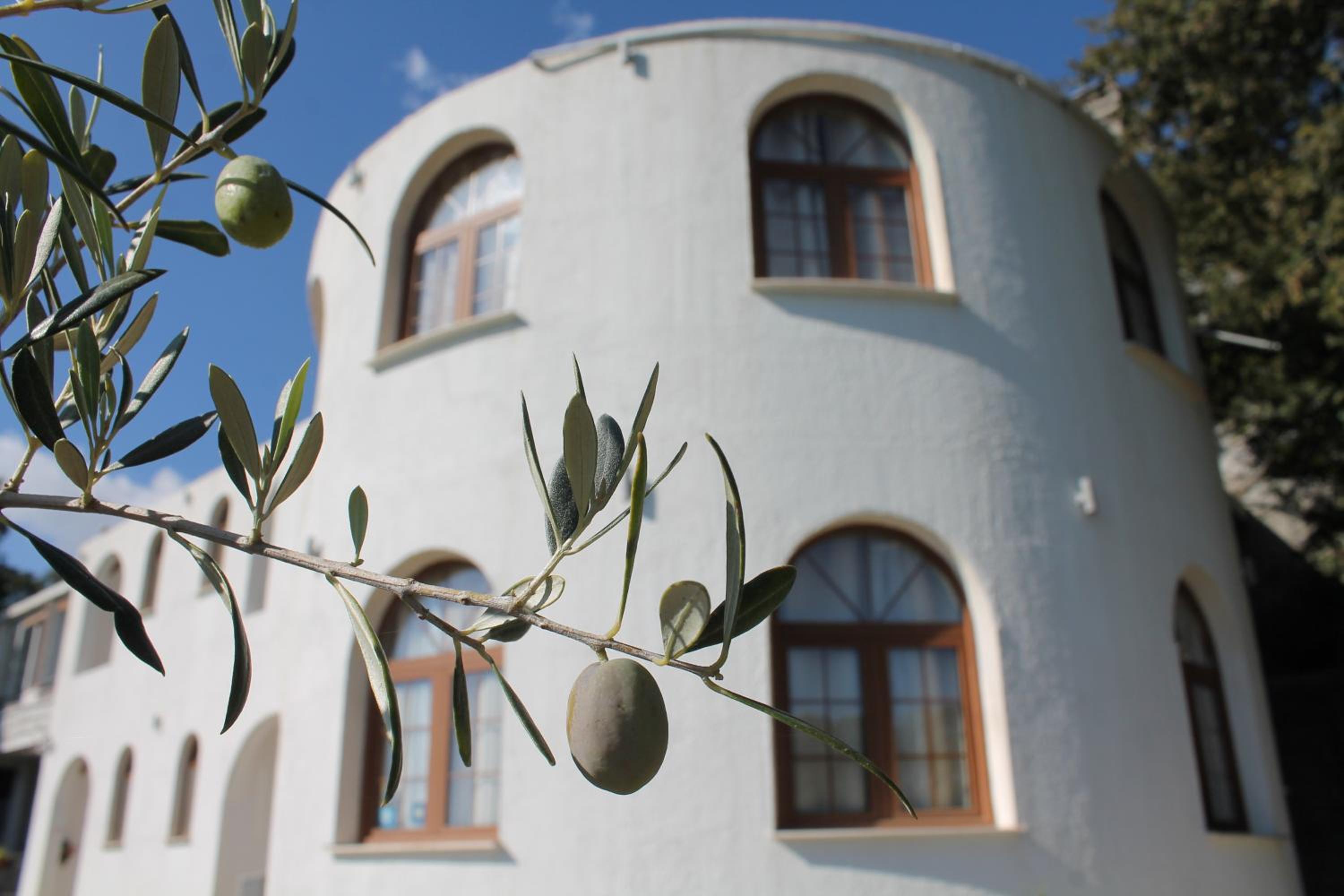 Pataki Guesthouse view 3