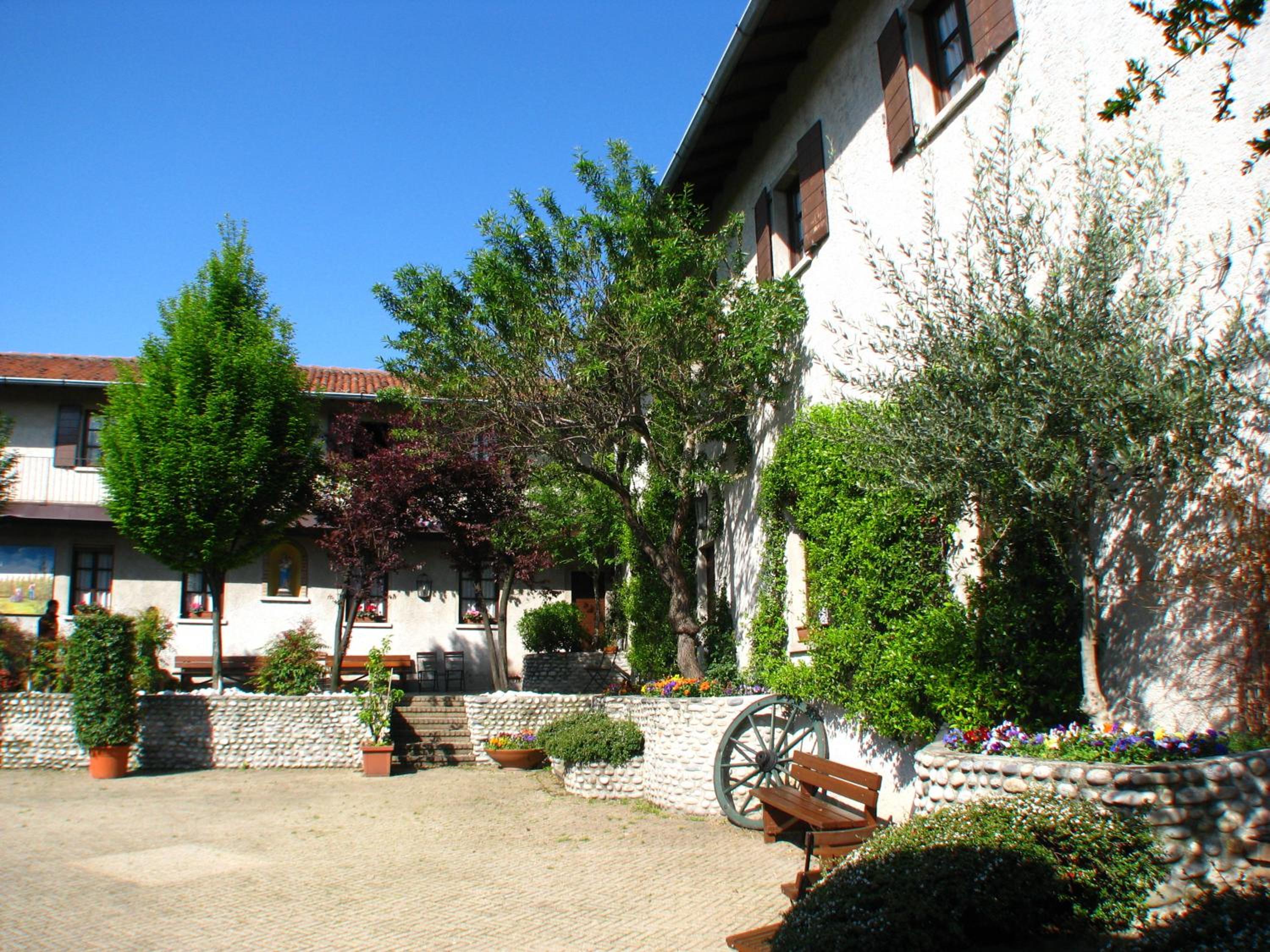 Photo 27