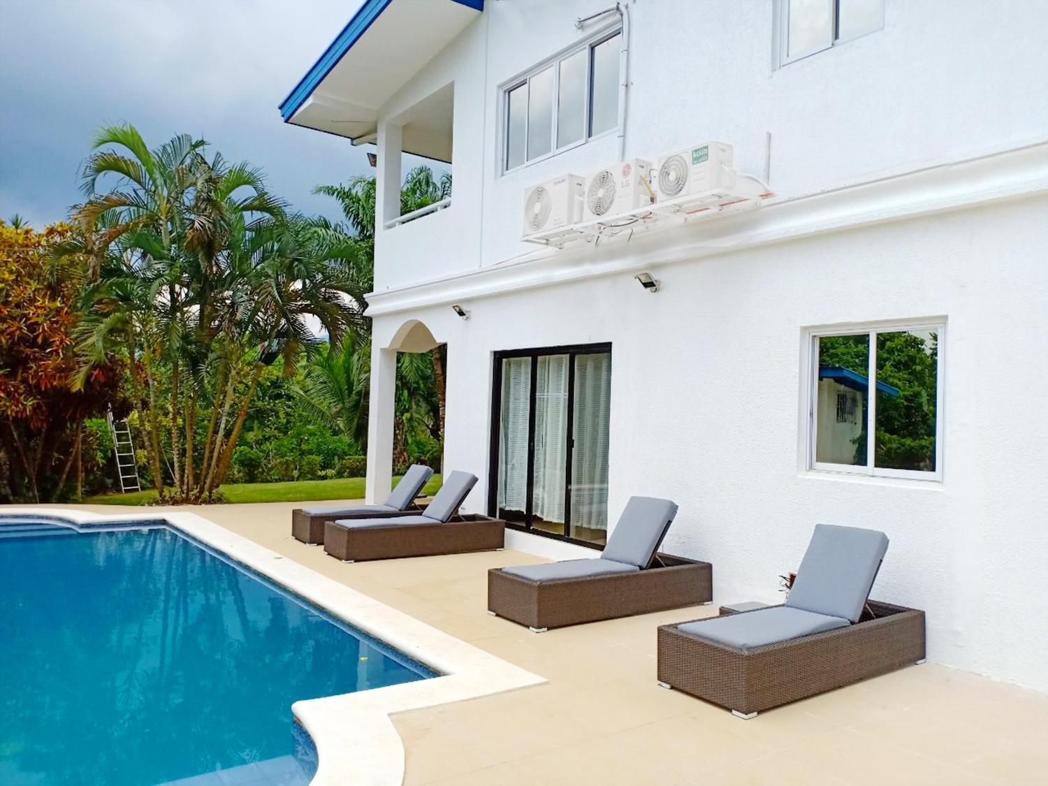Villa Tropical Garden with Pool view 3