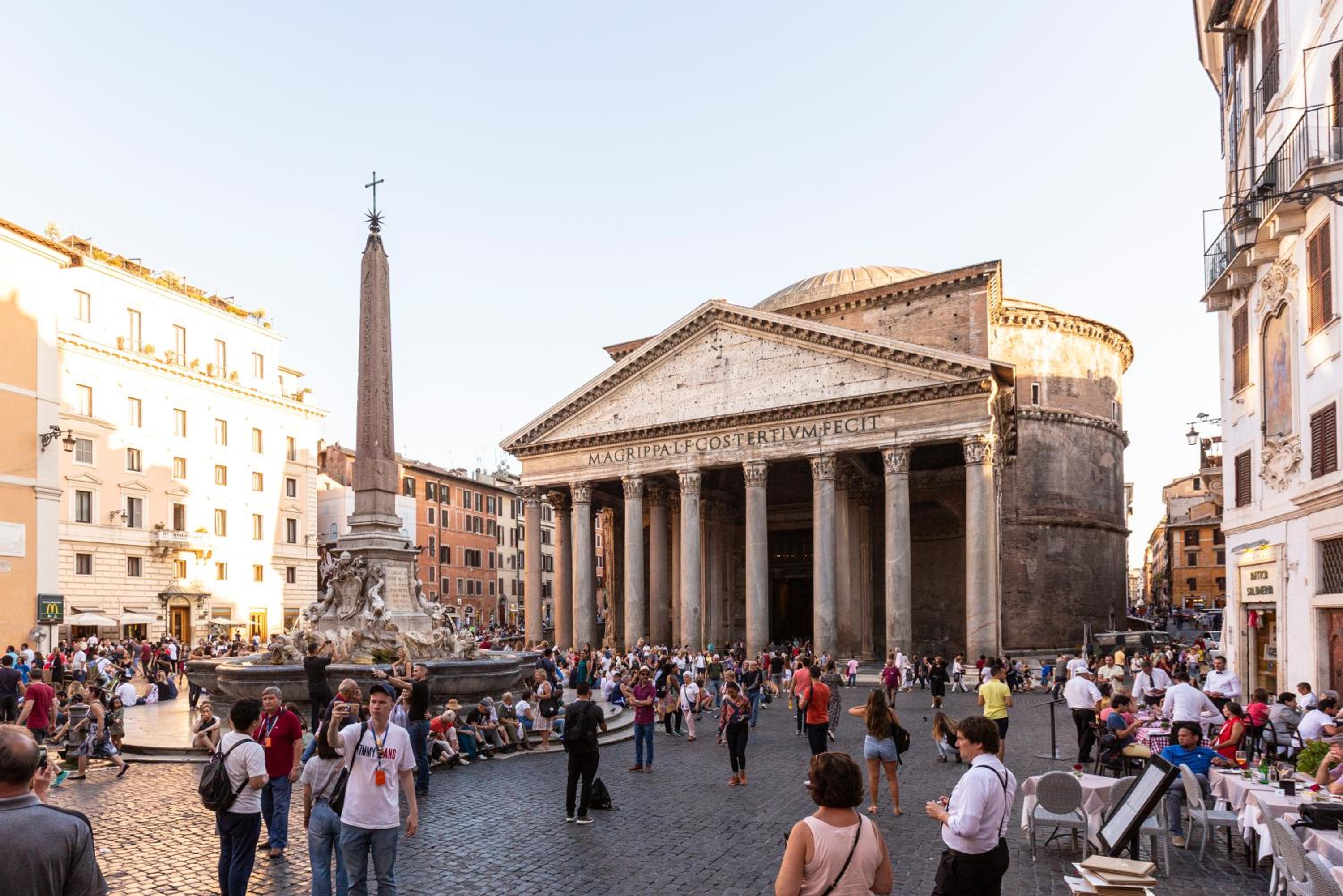 Pantheon Palazzo Nari