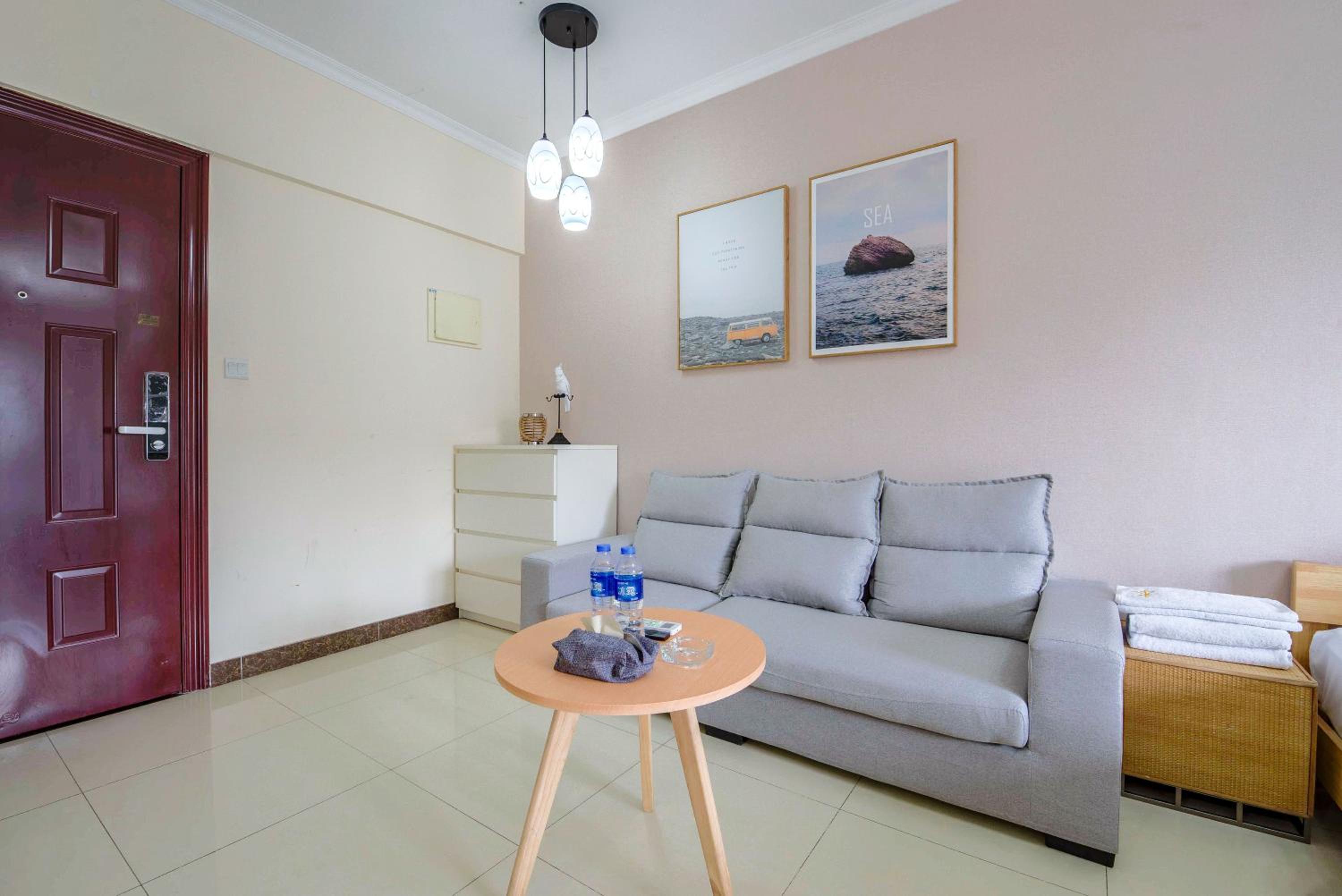 Ben Shu Jia Apartment Pazhou Branch