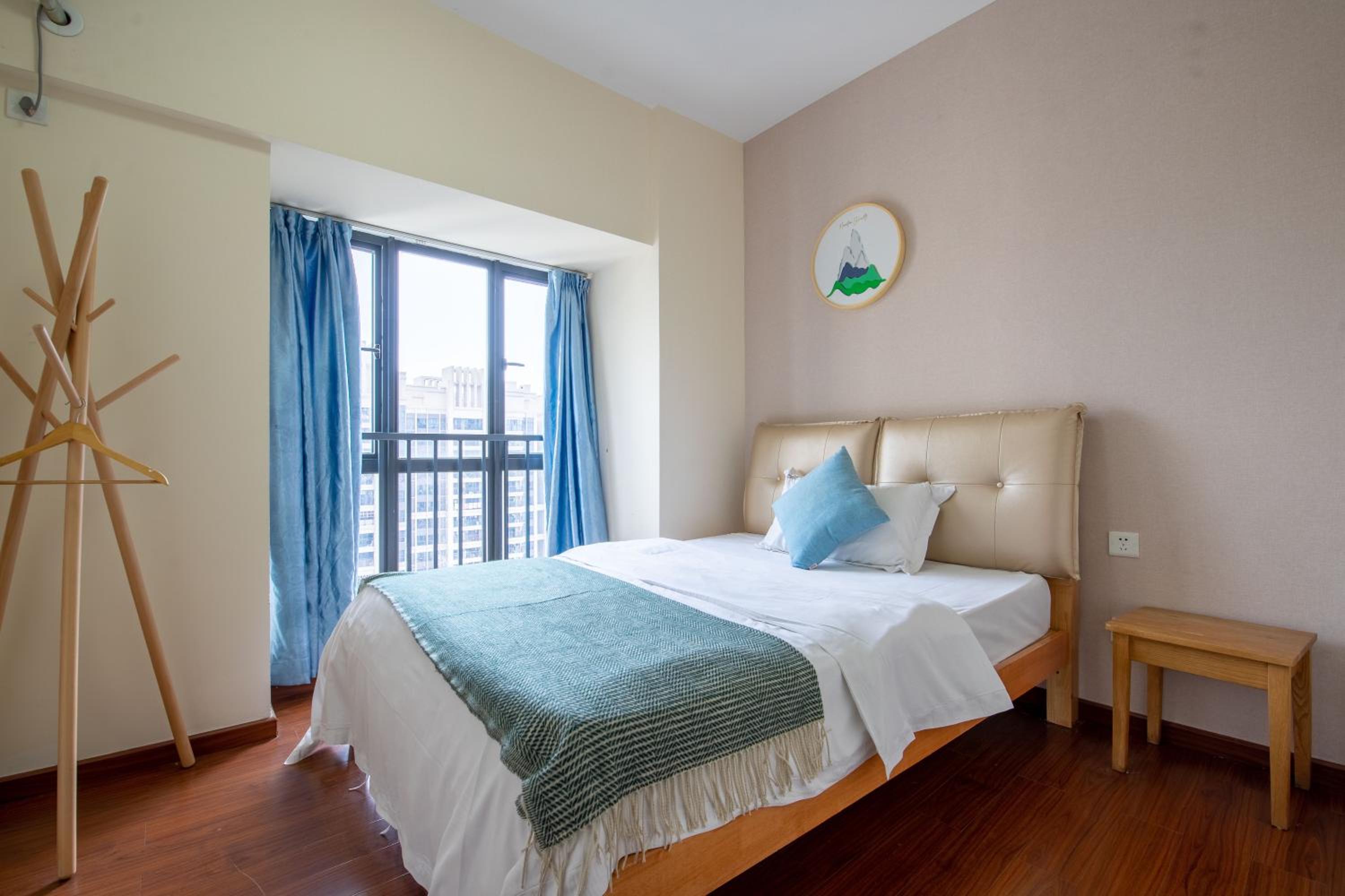 Ben Shu Jia Apartment Pazhou Branch