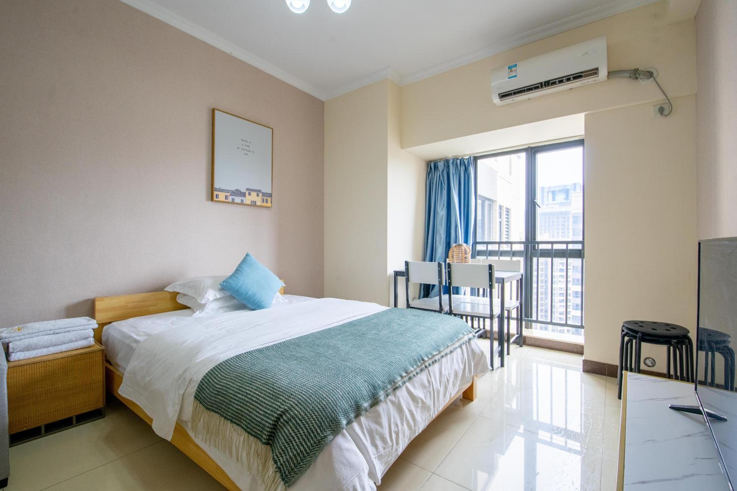 Ben Shu Jia Apartment Pazhou Branch