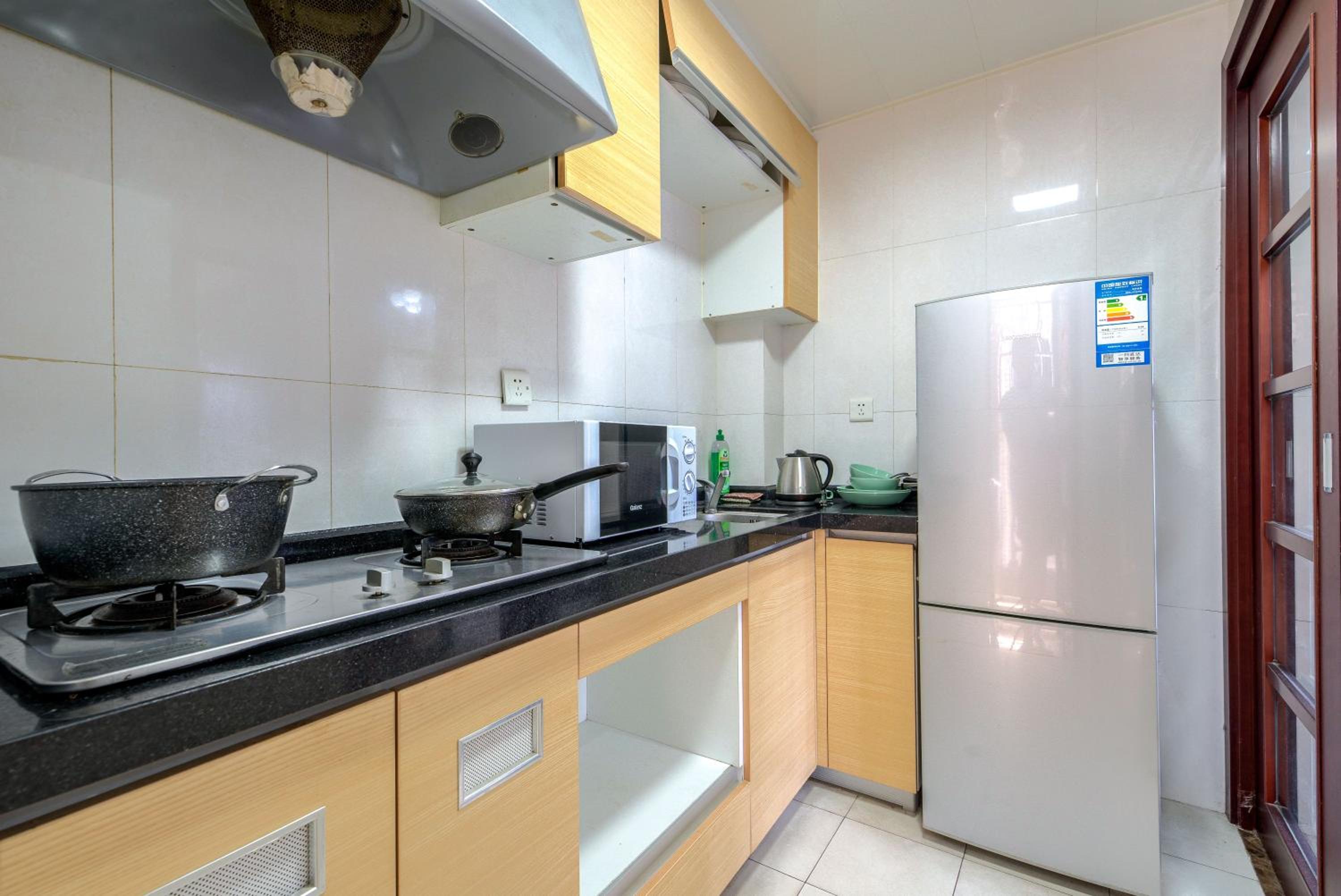 Ben Shu Jia Apartment Pazhou Branch