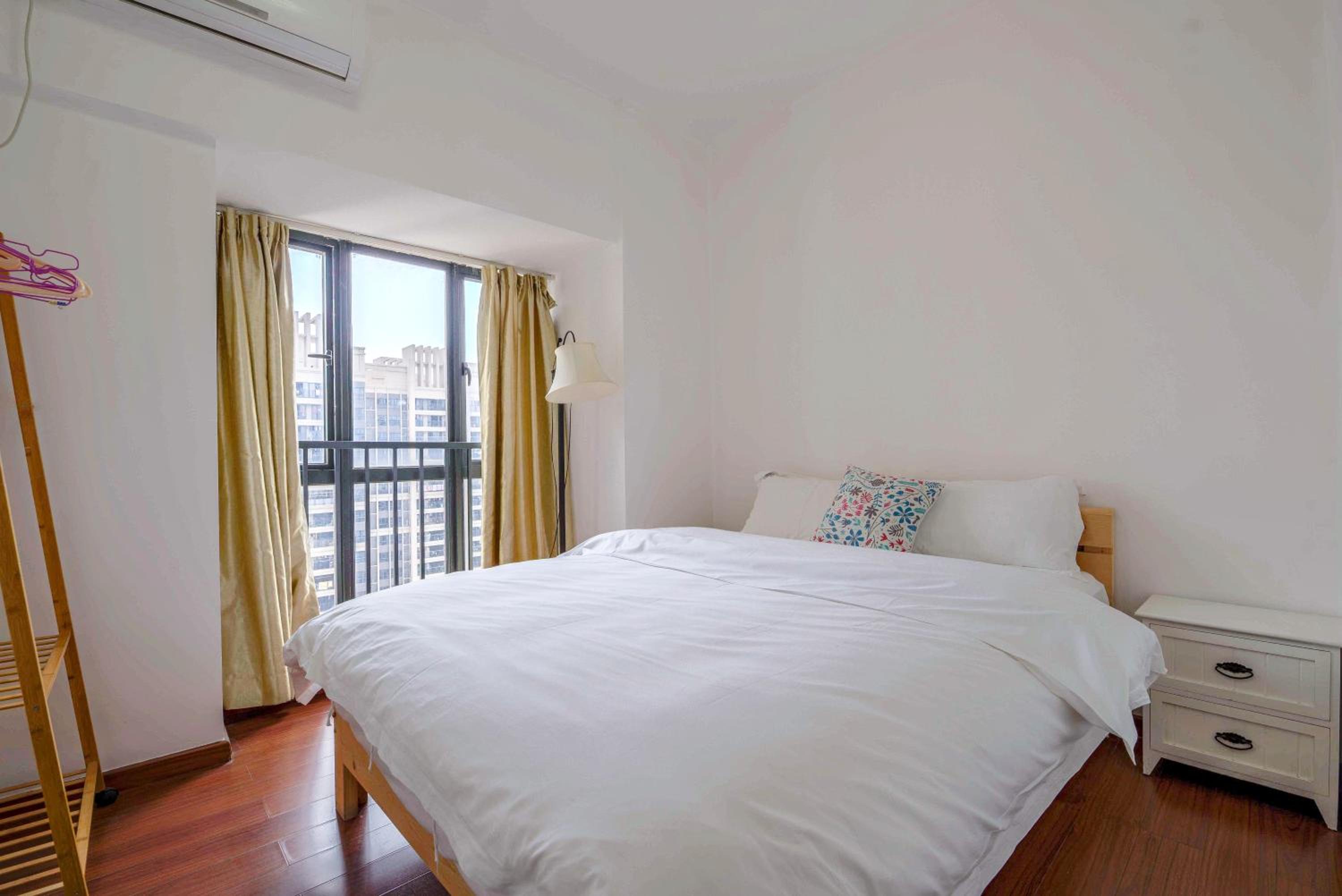 Ben Shu Jia Apartment Pazhou Branch