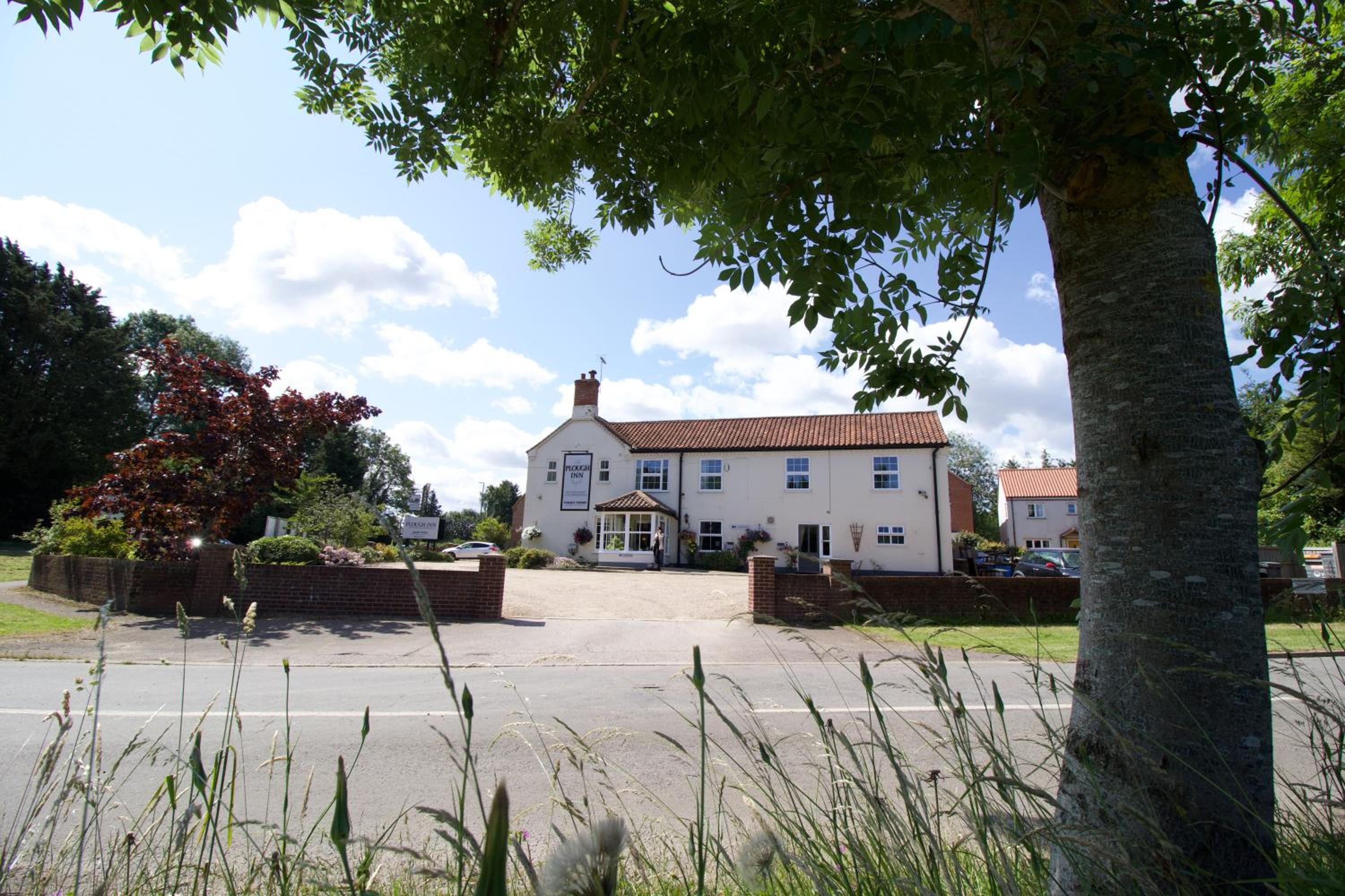 Hotel The Plough Inn - Image 1