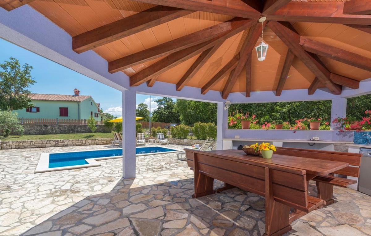 Villa Ella view 3