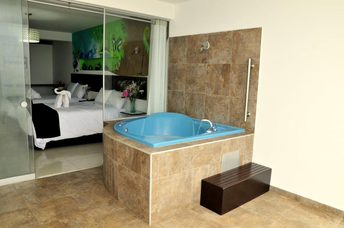 Jacuzzi