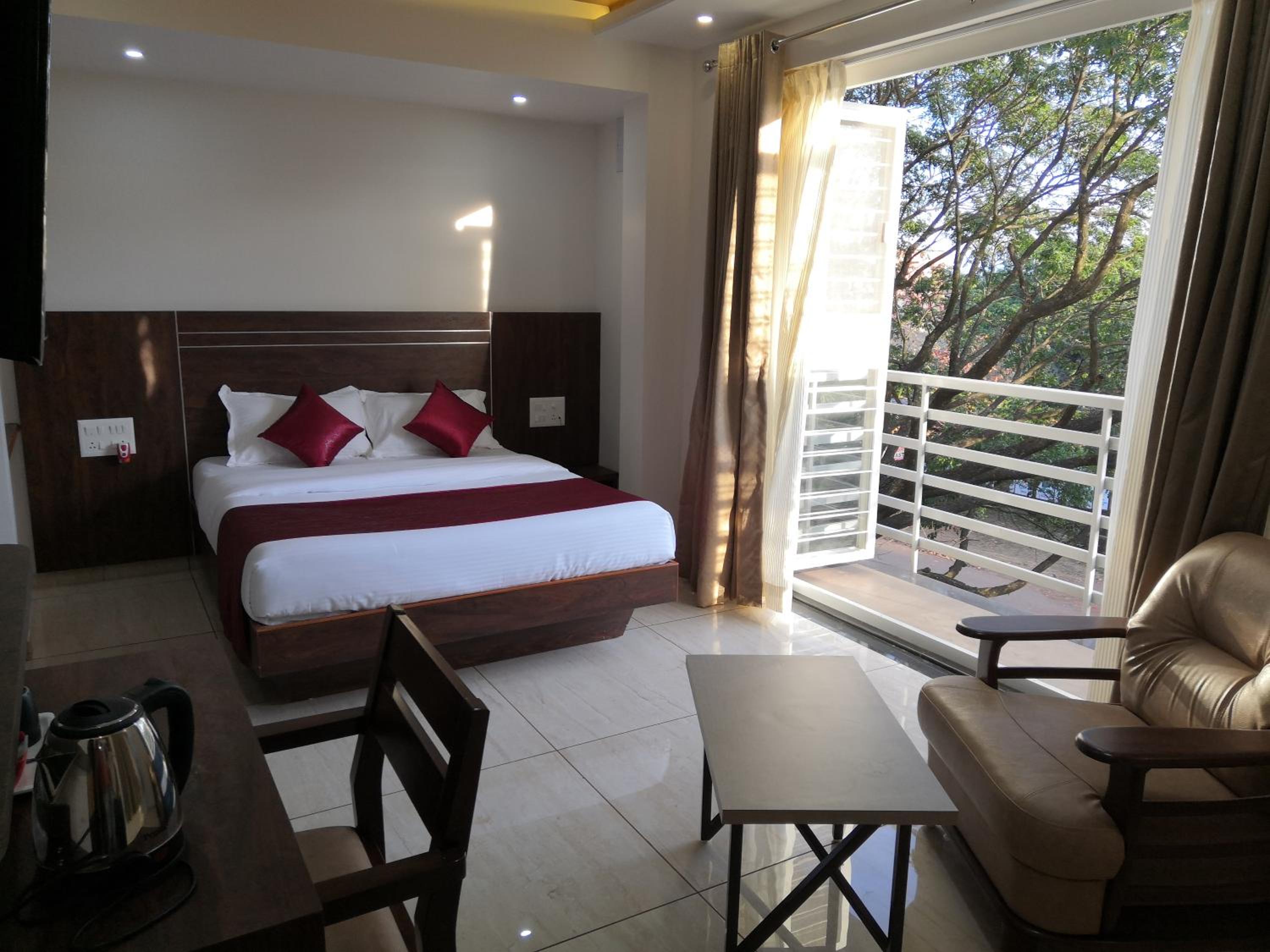 D' Manor Service Apartment view 5