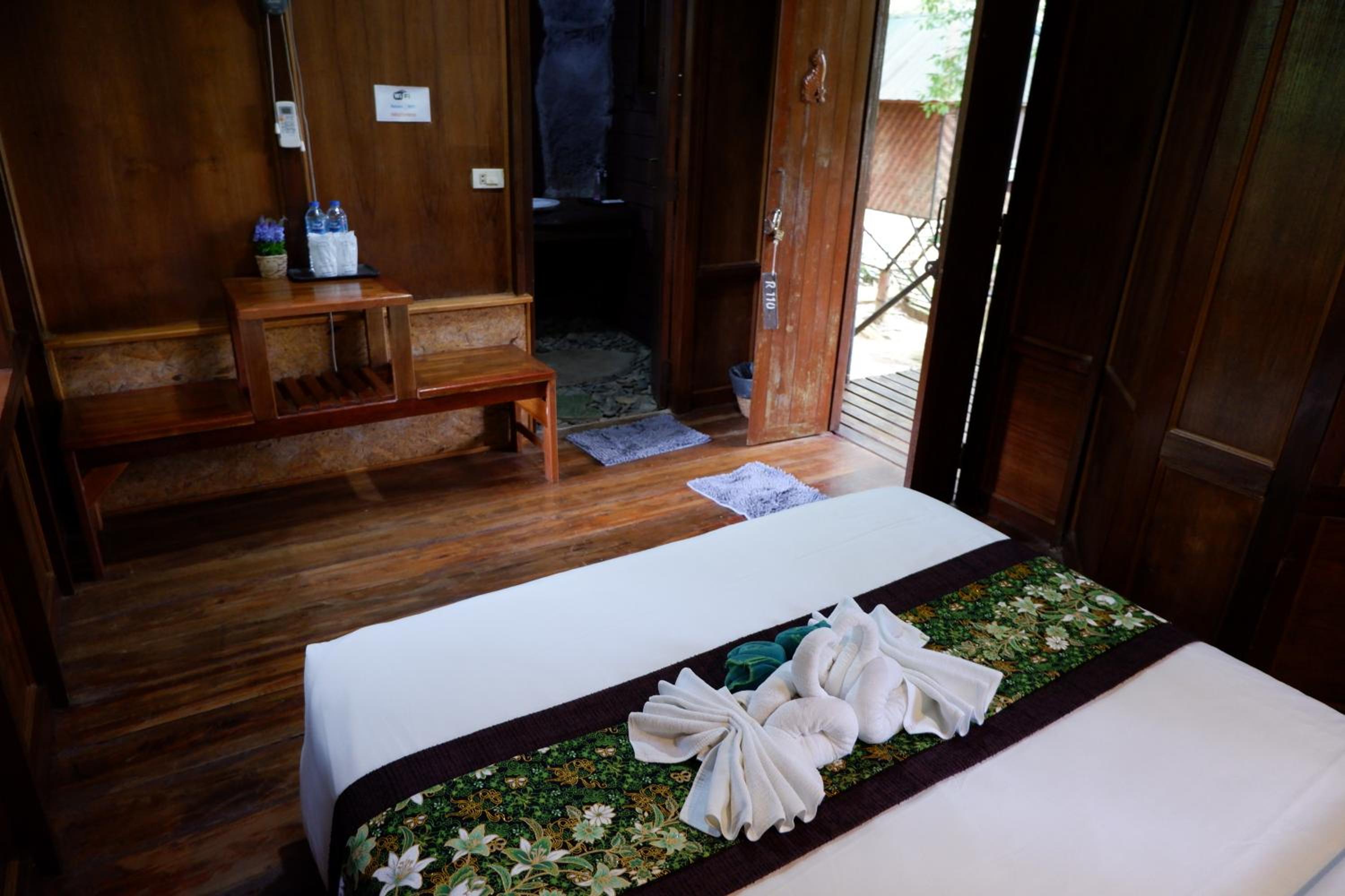 Khao Sok Nature Resort