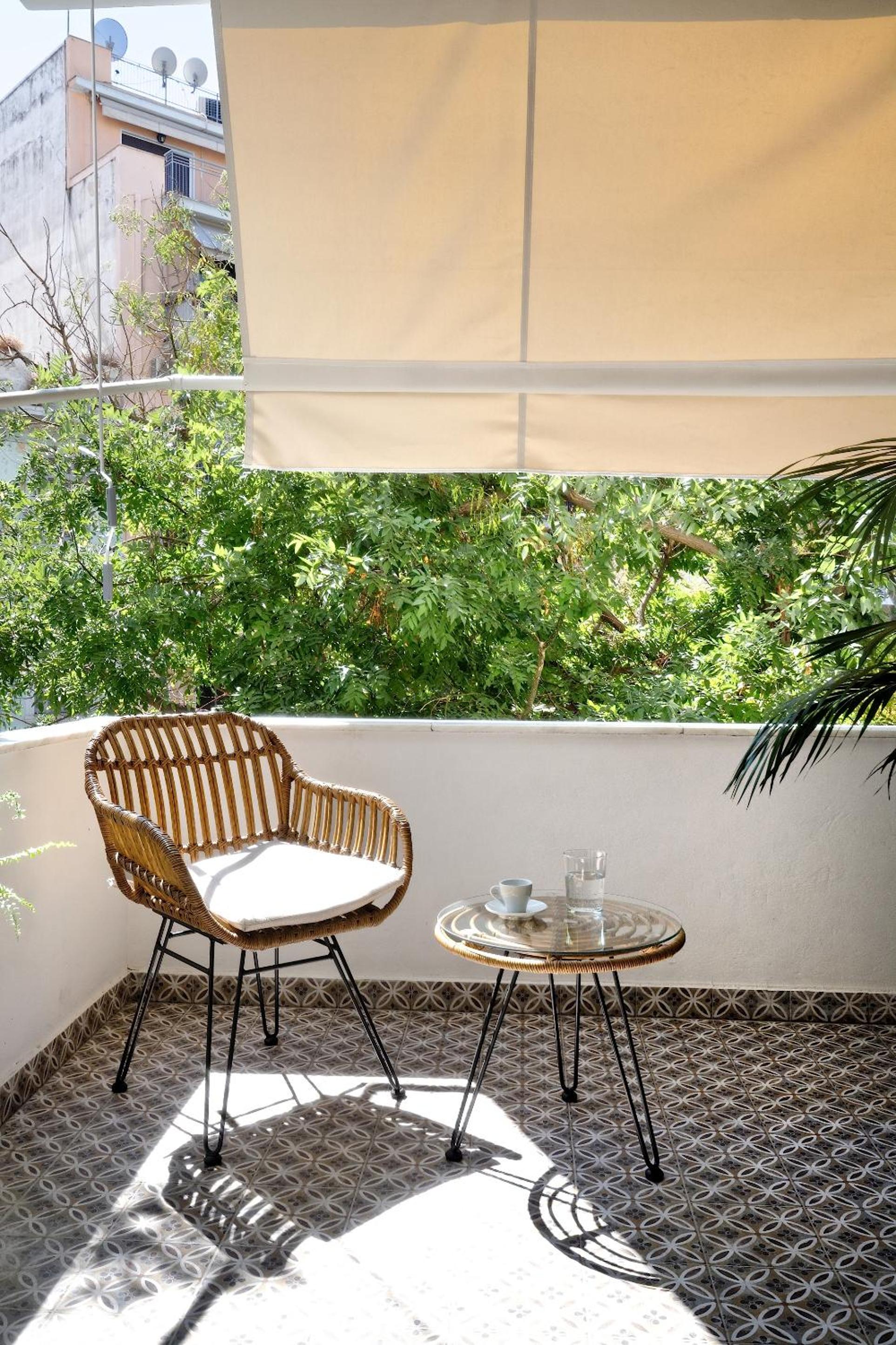 The Fancy Philosopher Apartment