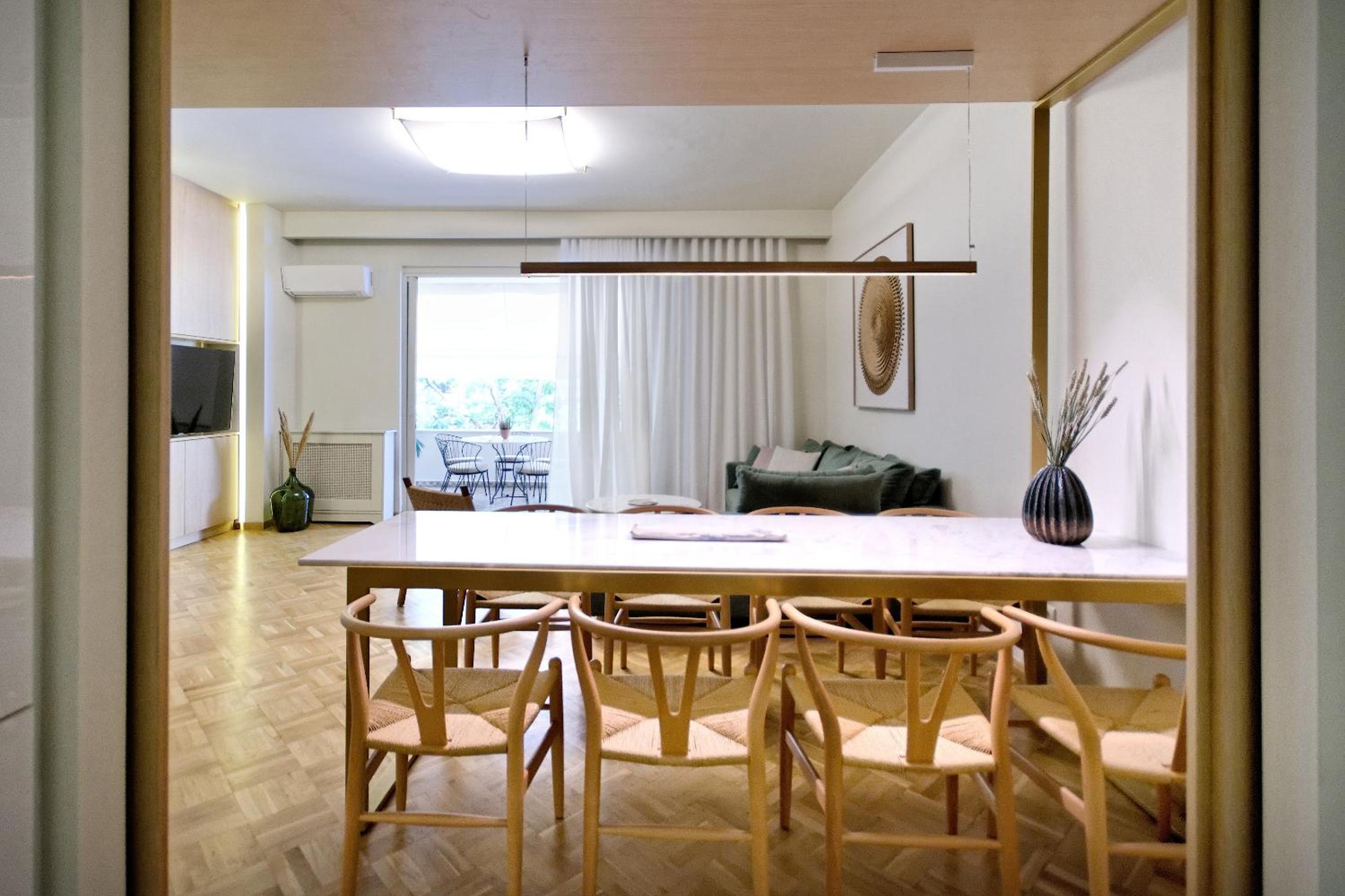 The Fancy Philosopher Apartment