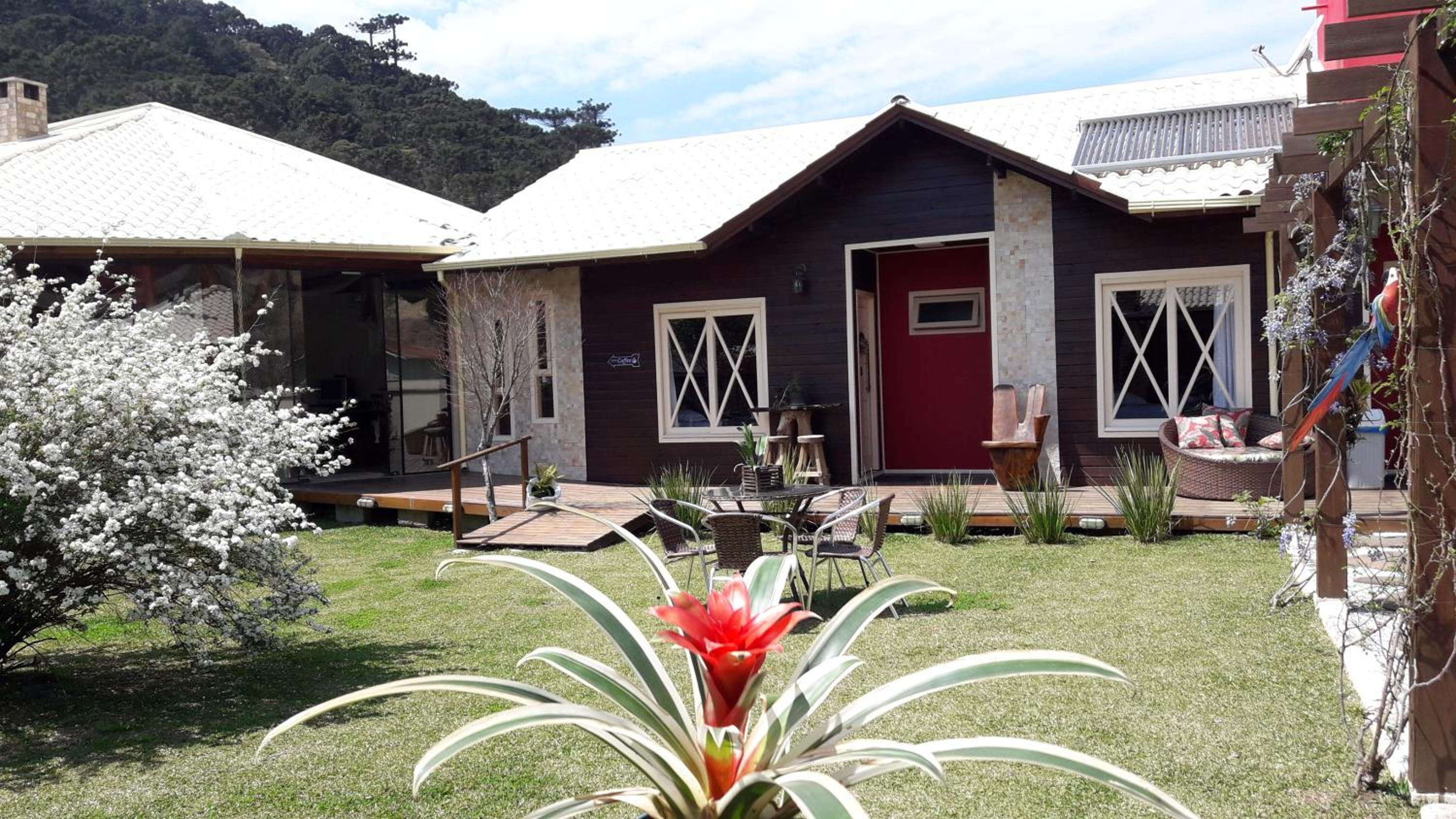 Hotel Pousada Requinte Serrano - Image 1