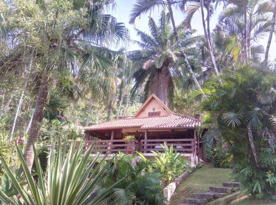 Casa com linda vista para o mar para amantes da natureza