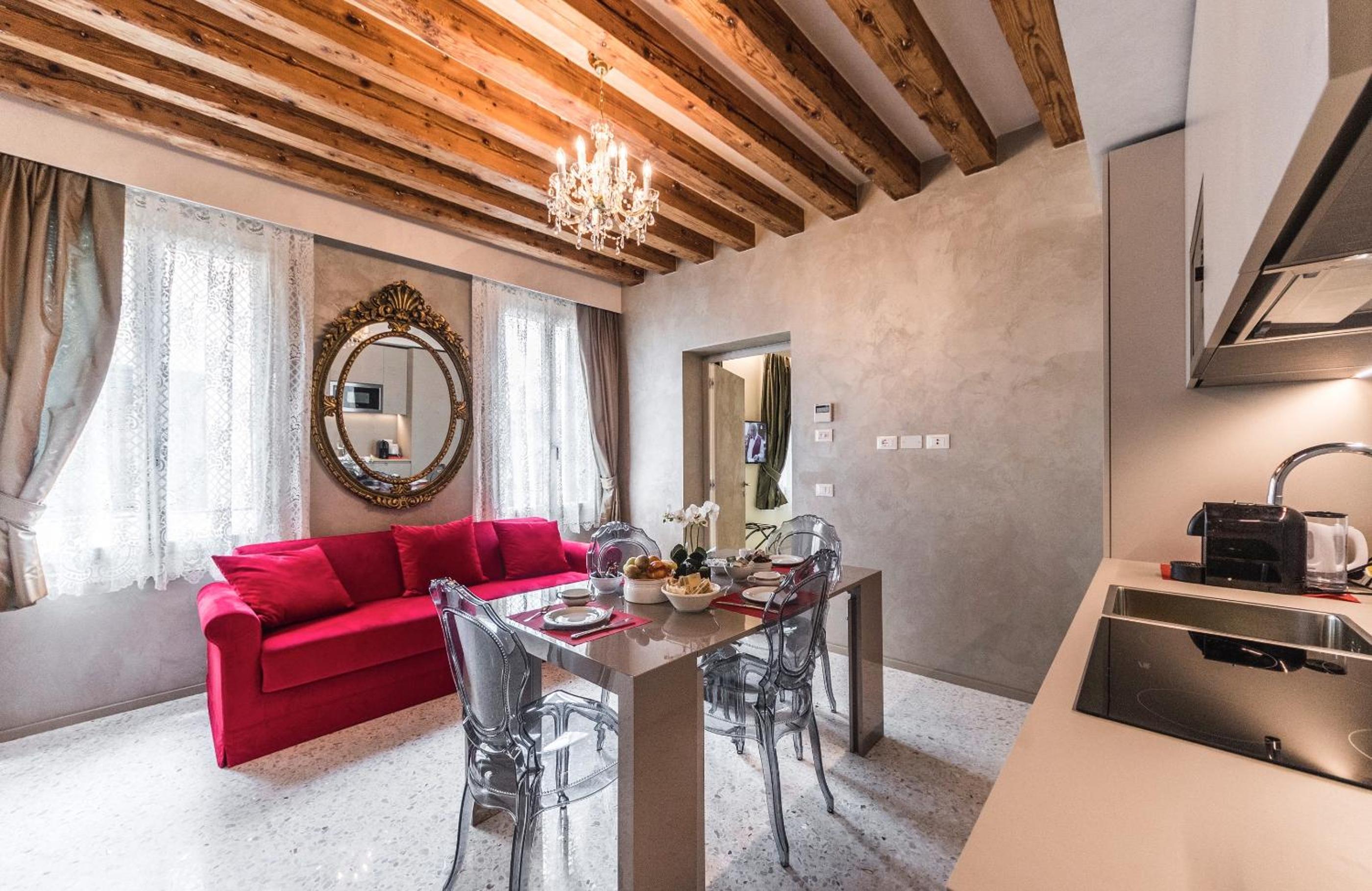 Rialto Luxury Flat