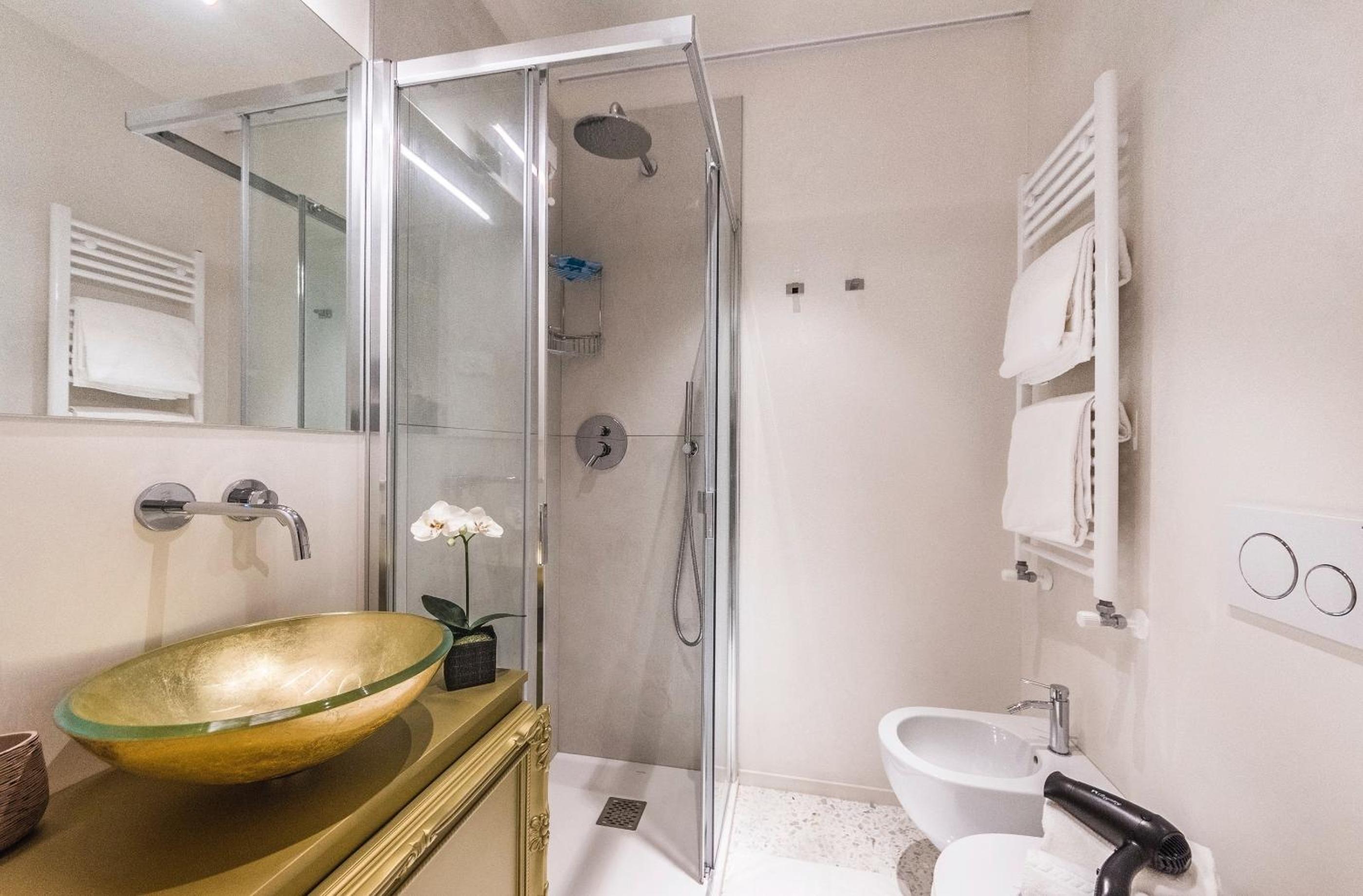 Rialto Luxury Flat