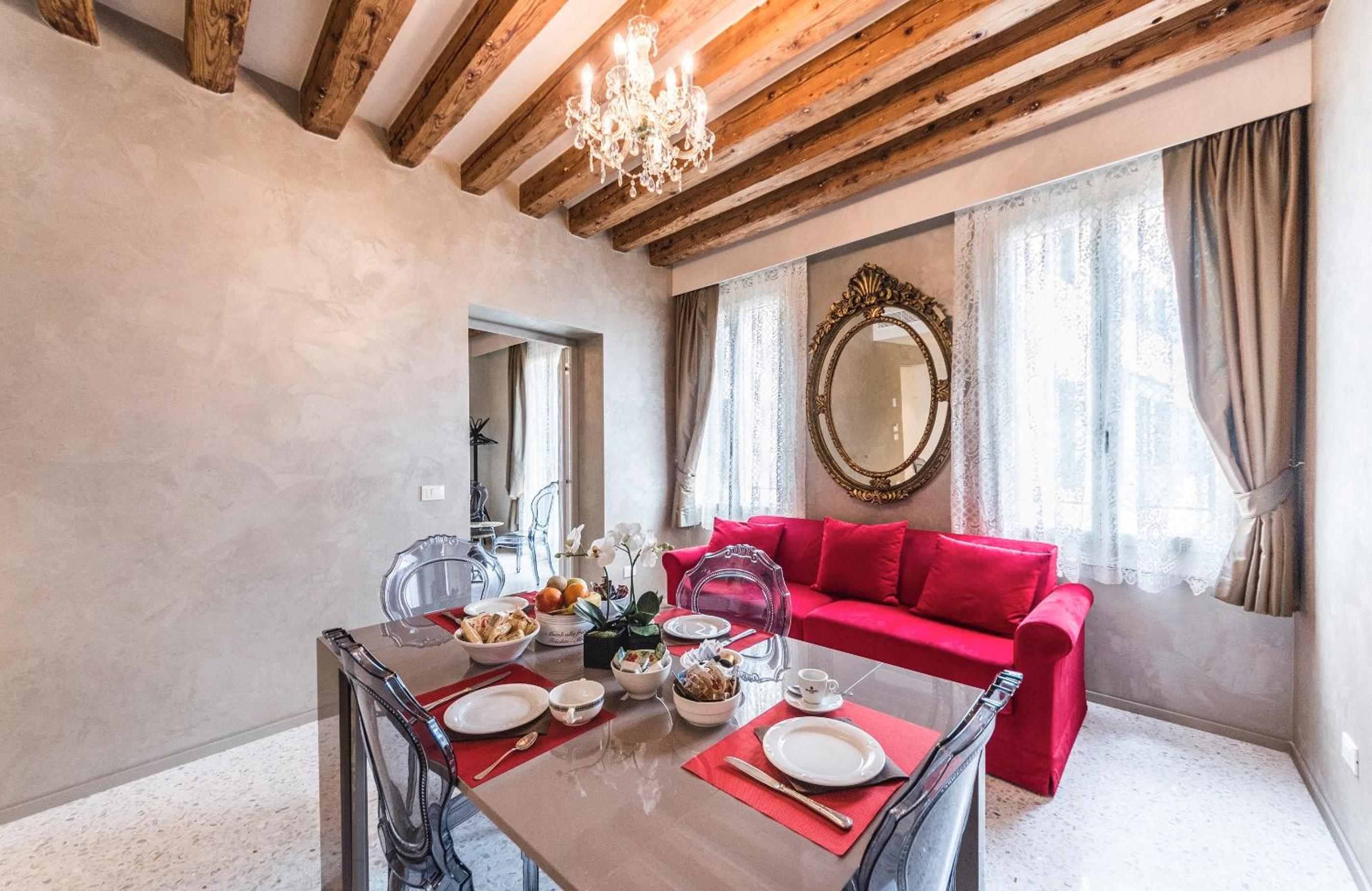 Rialto Luxury Flat