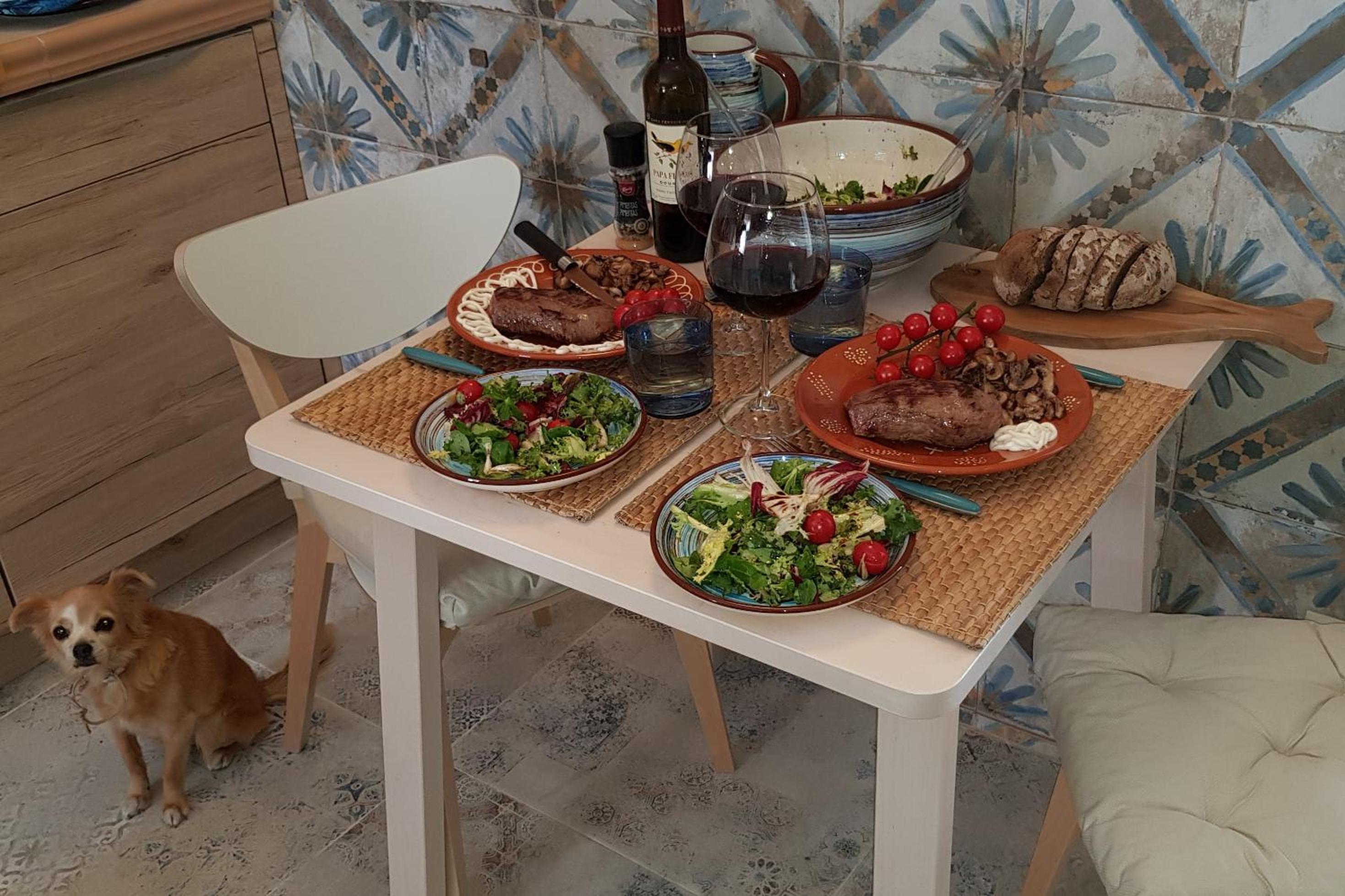 dining