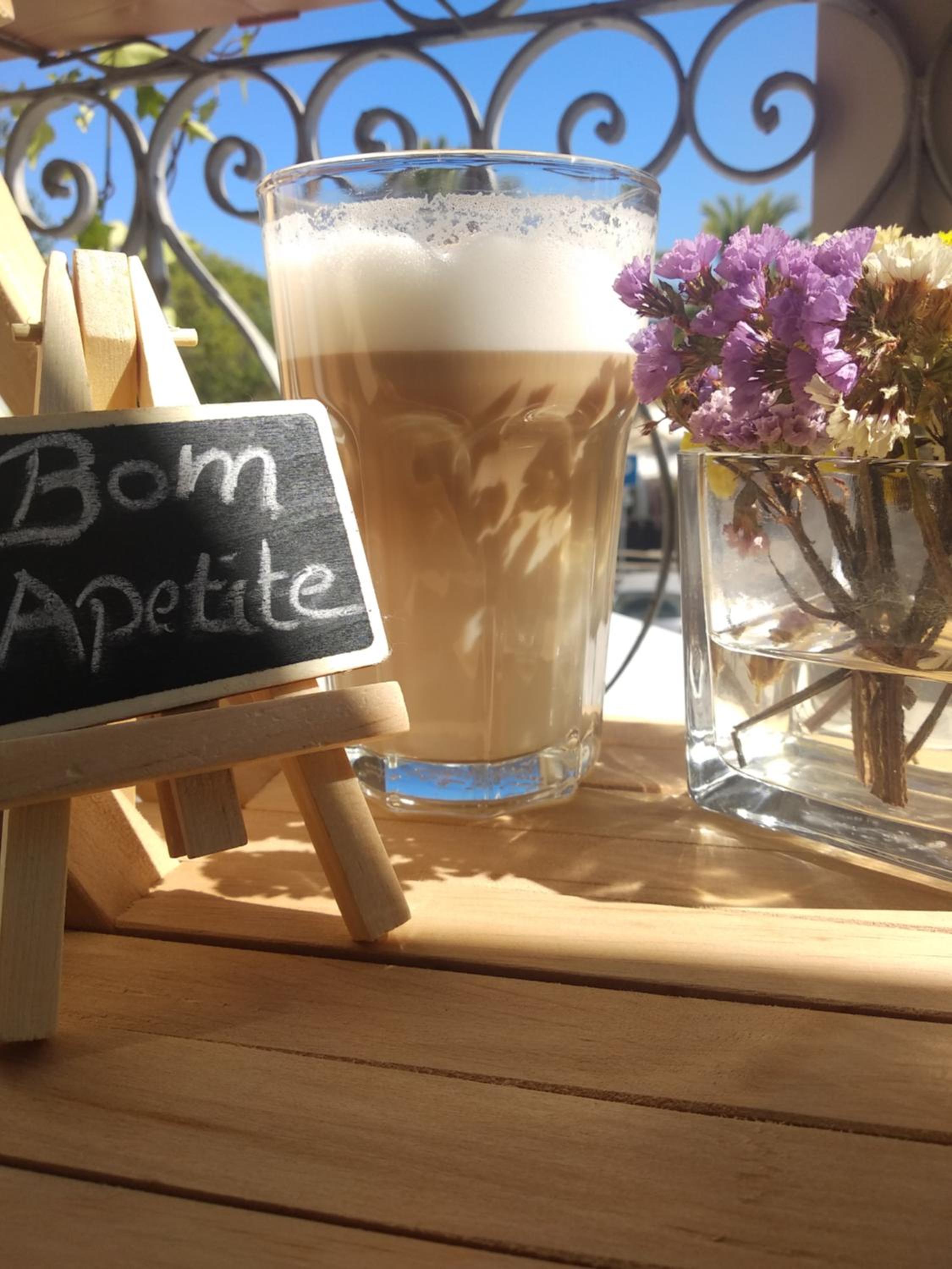 Bea's Bed & Breakfast en Tavira — dining