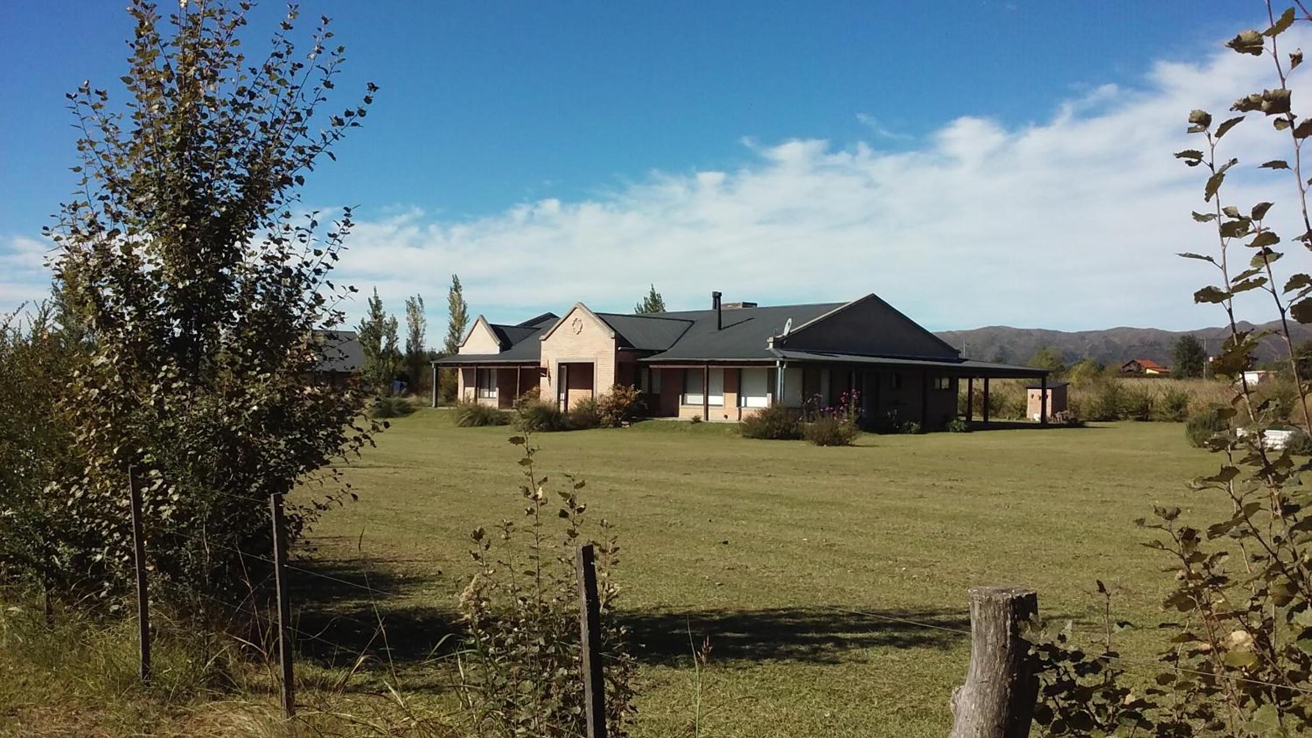 Refugio Del Guira Guira