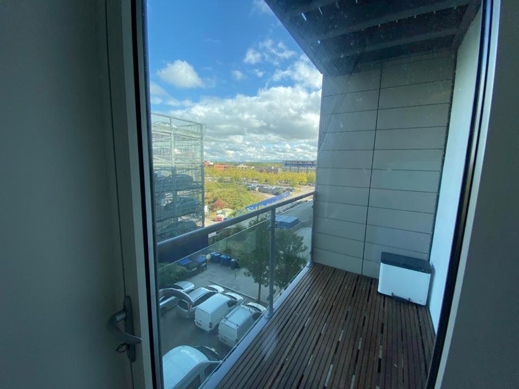 Central Milton Keynes hub one bedroom secured apartment view 5