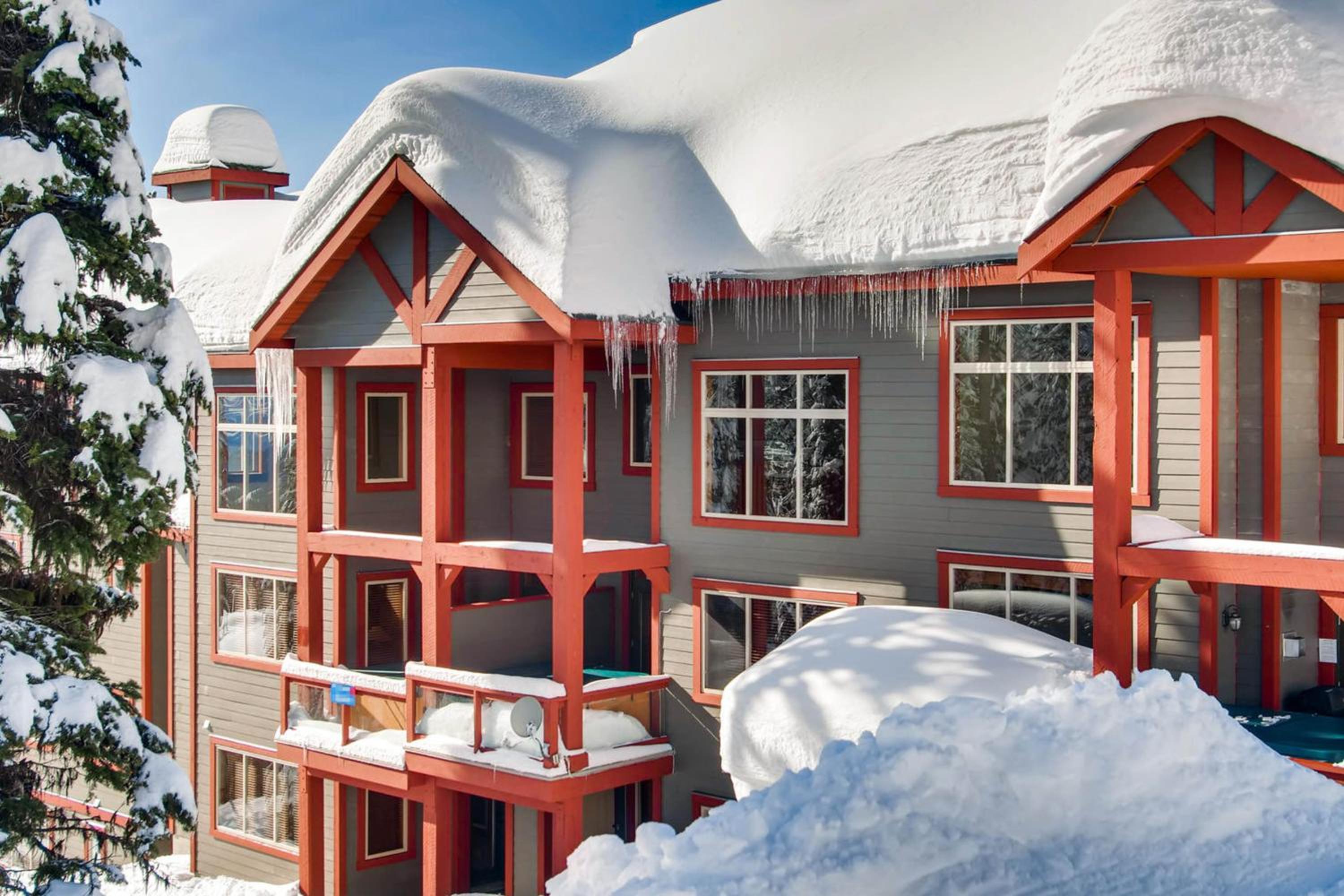 Snowbanks 4