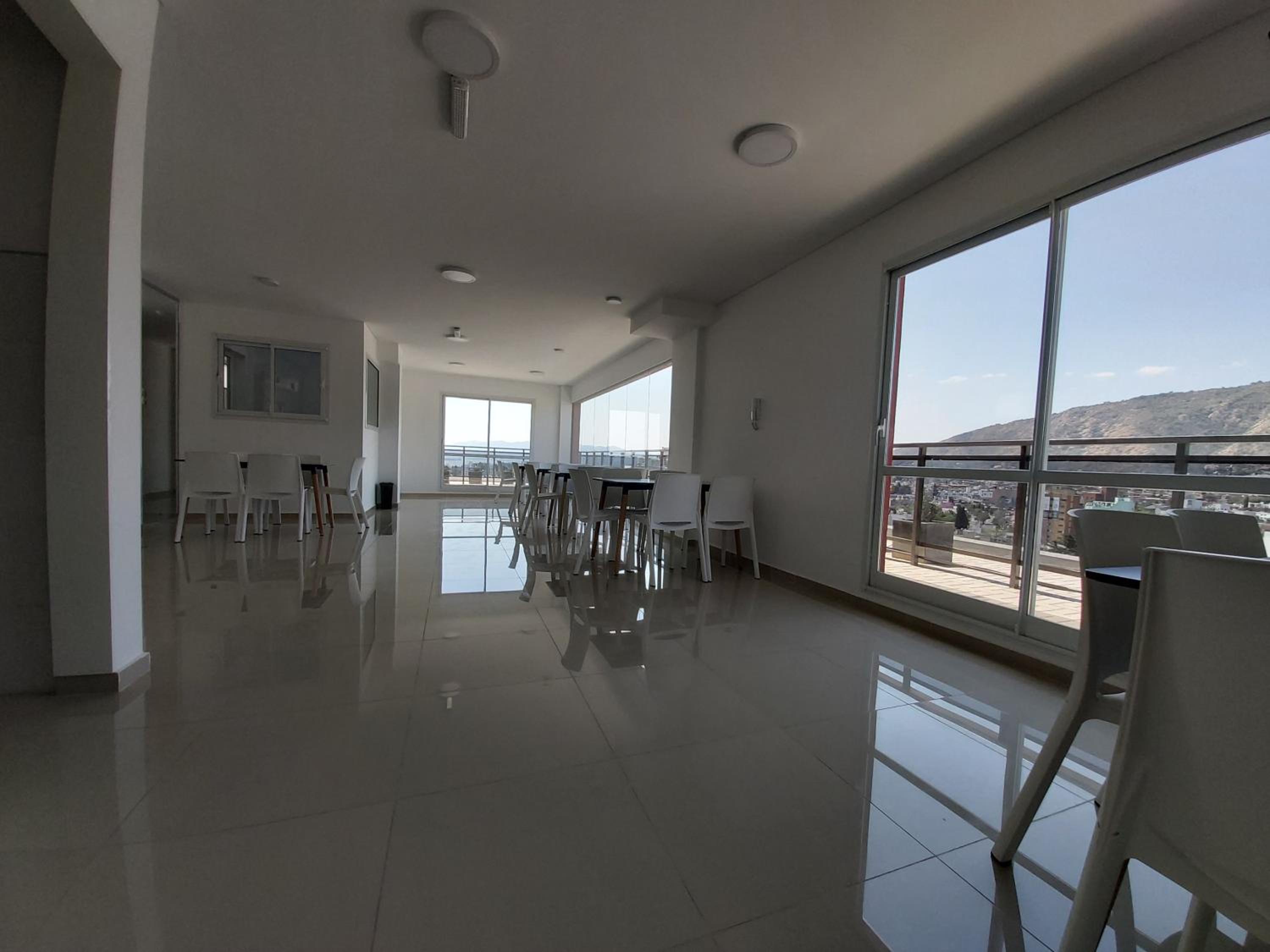Edificio Leonardo, 5to piso