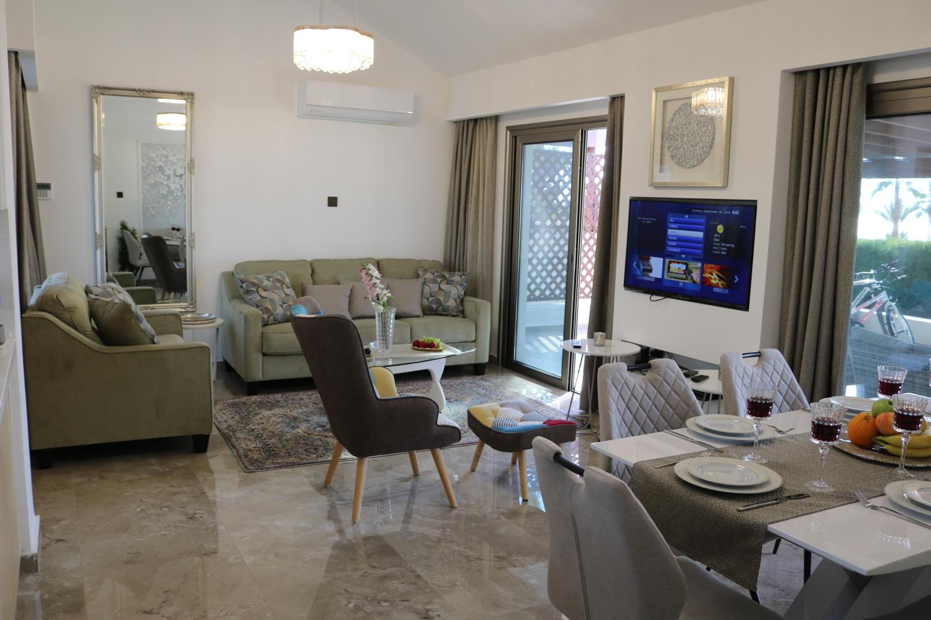 Yulya Villa By Taimoura