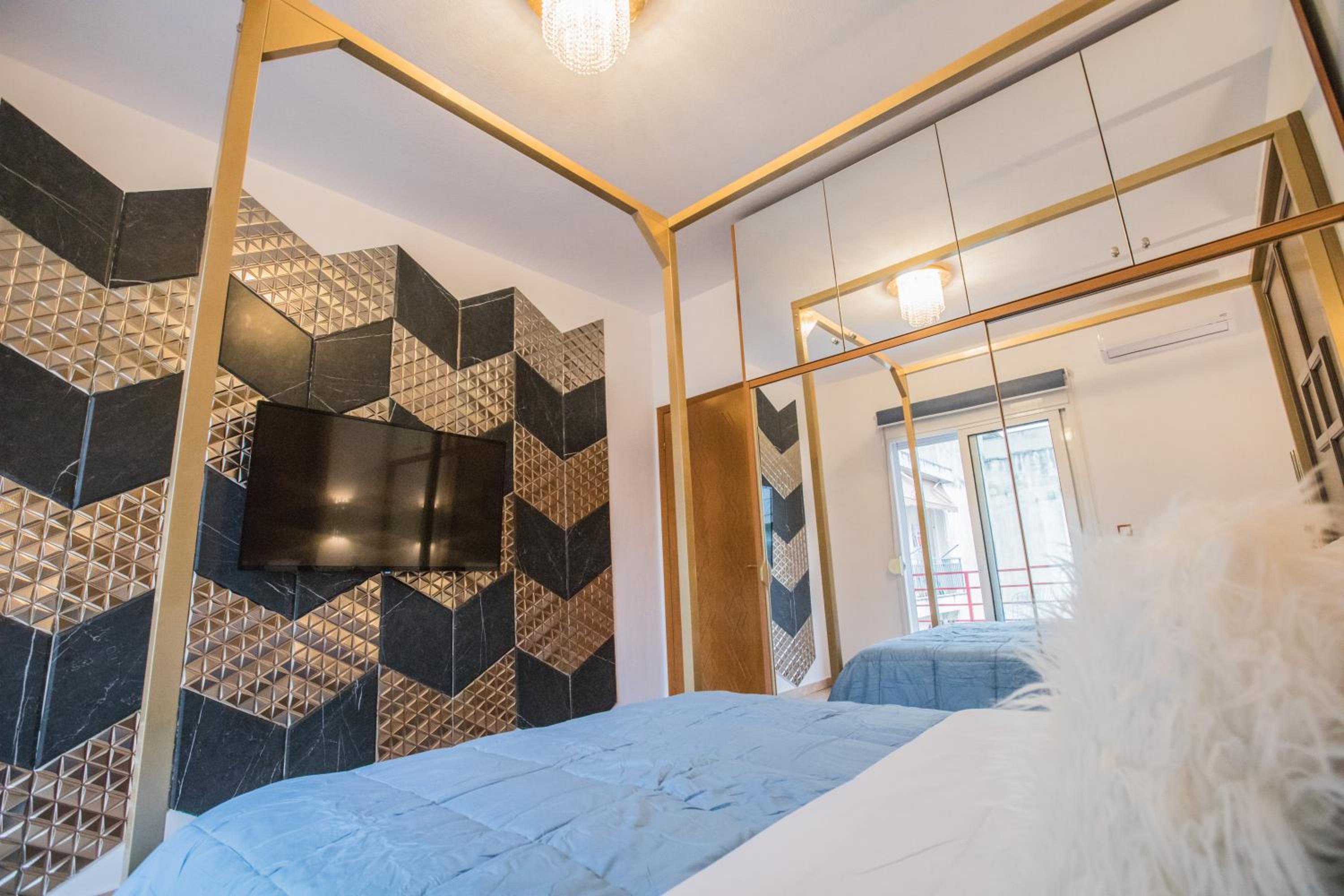 LUXURY SUITES - free parking