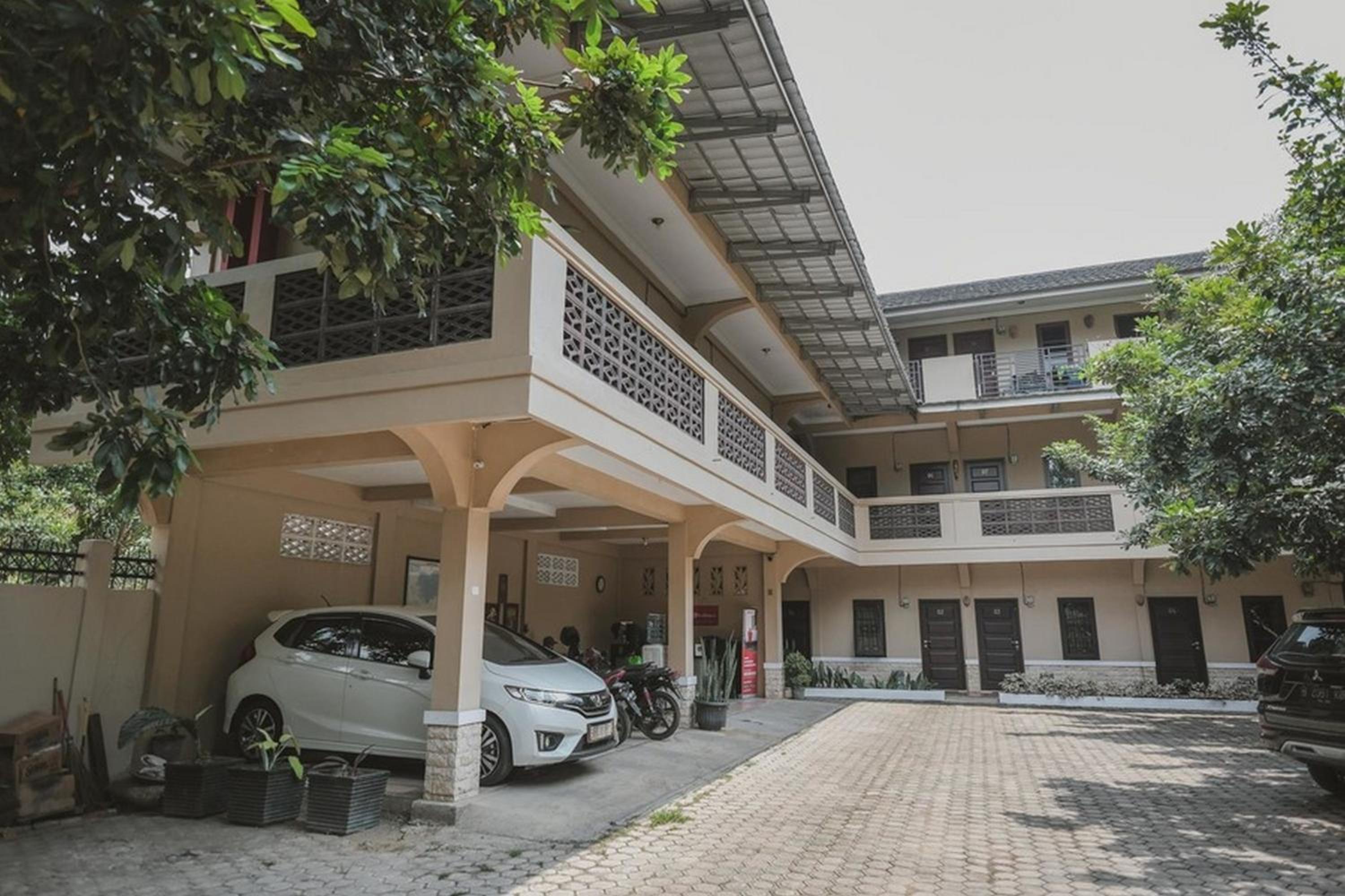RedDoorz Syariah near Jamtos Jambi 2 view 2