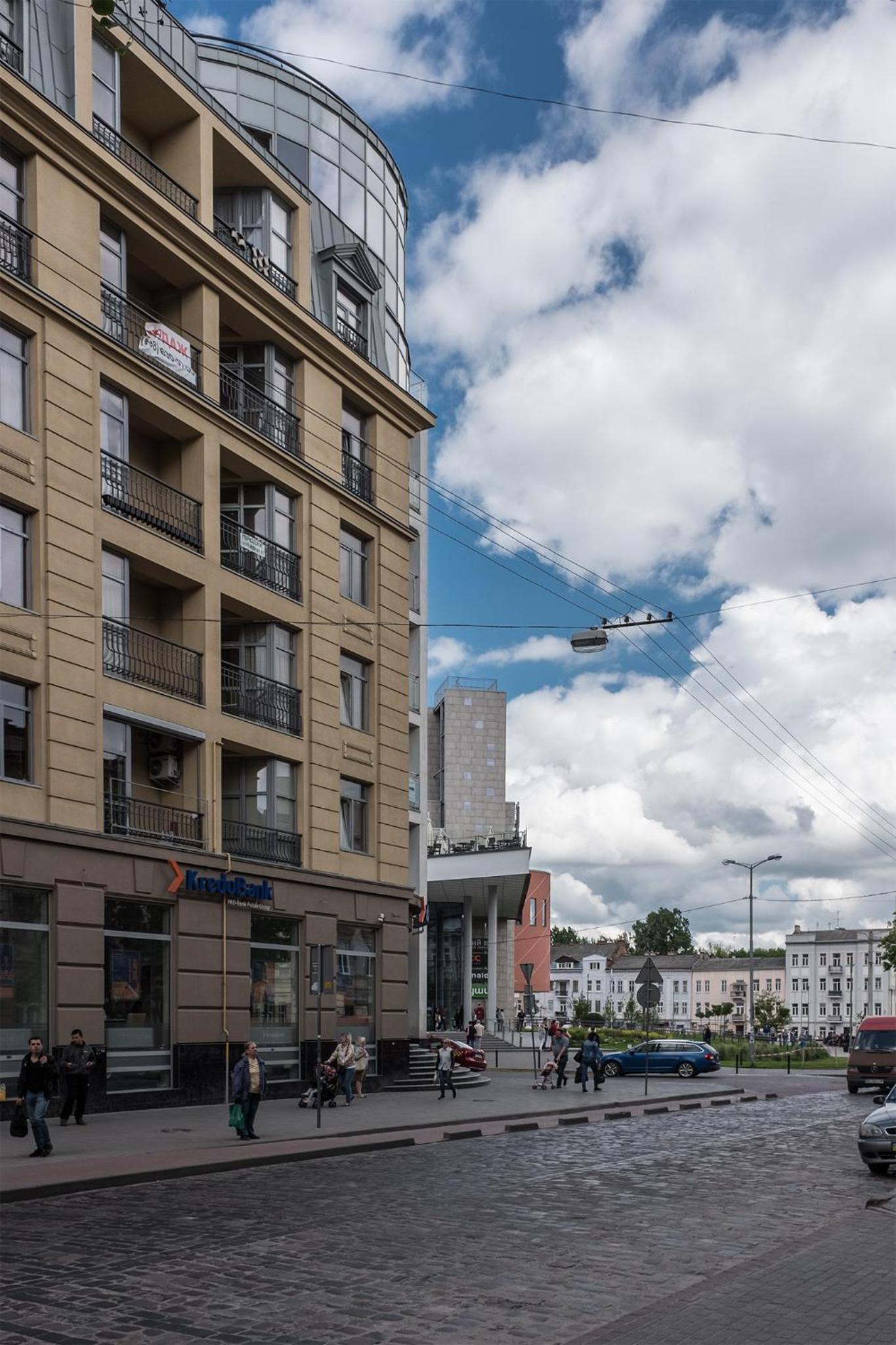 CITY Aparts Forum view 3