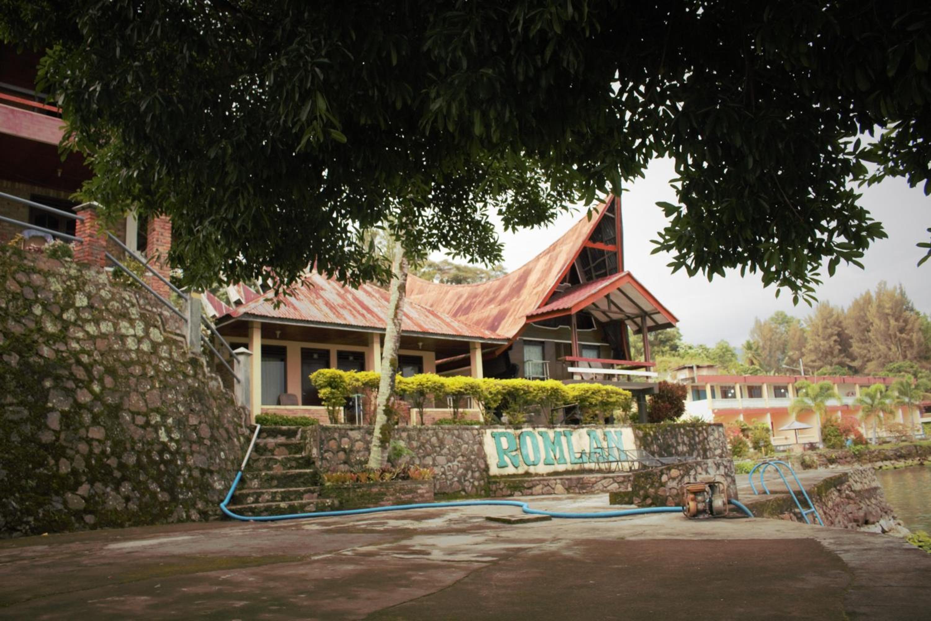 Romlan view 2